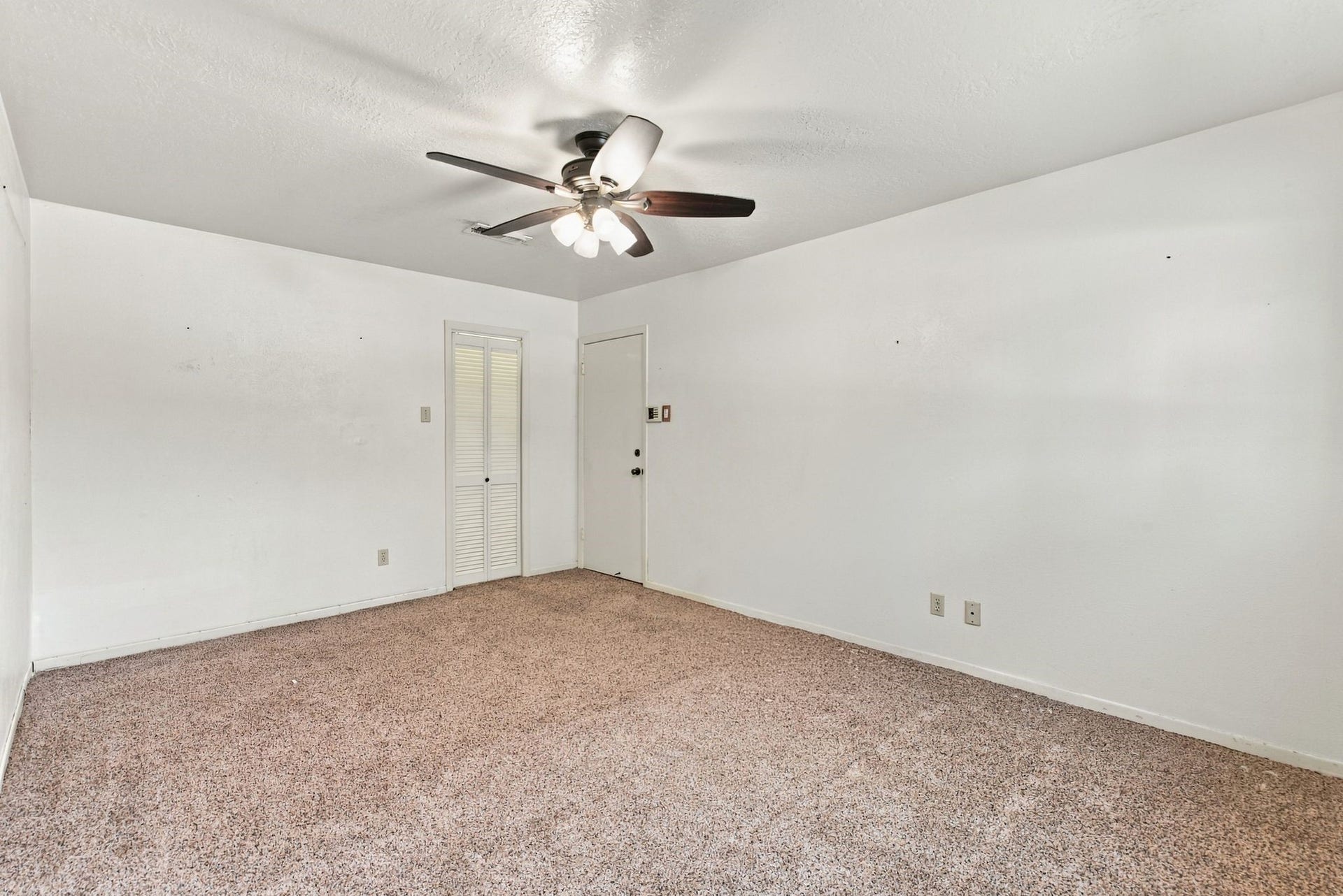 27214 Paula Lane, Conroe, TX 77385 27214 Paula Lane, Conroe, TX 77385