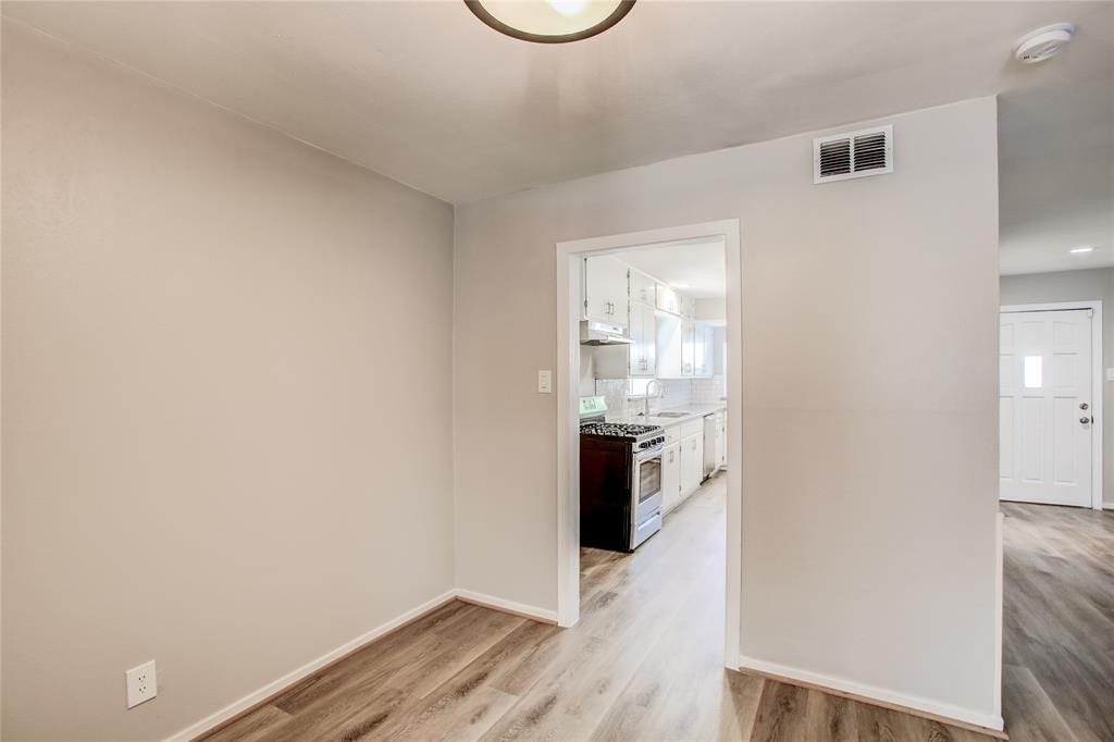 4137 Woodfin Street, Houston, TX 77025 4137 Woodfin Street, Houston, TX 77025