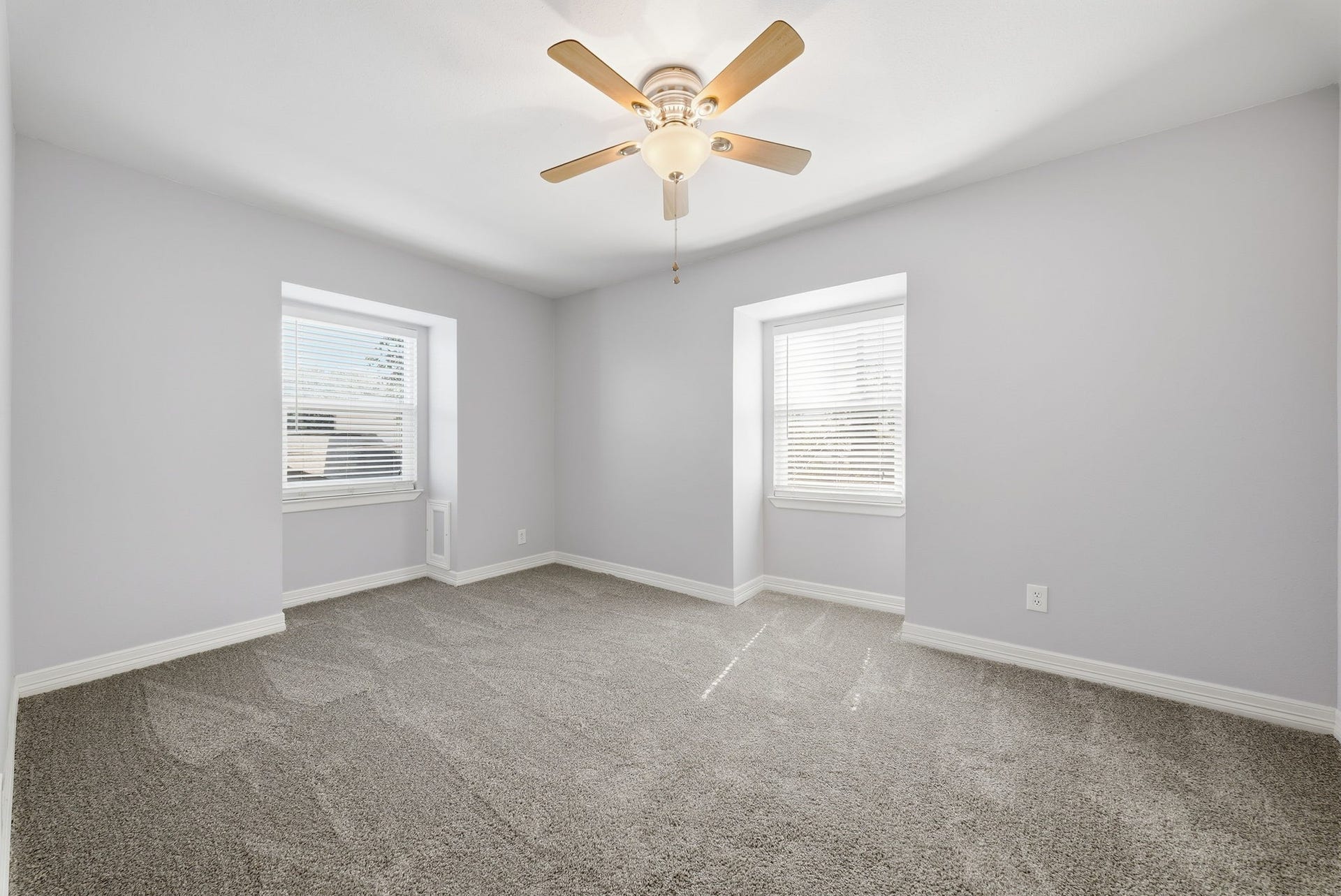 7705 Beaudelaire Circle, Galveston, TX 77551 7705 Beaudelaire Circle, Galveston, TX 77551