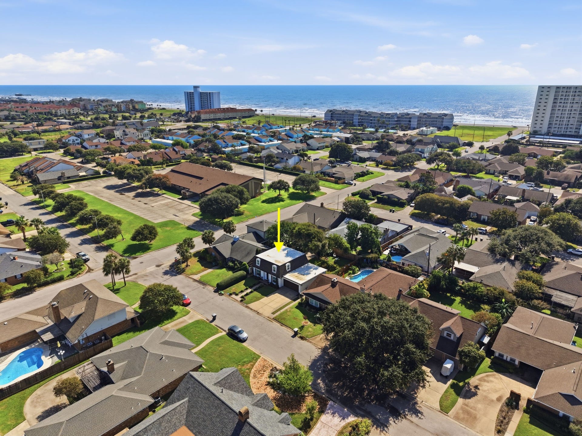 7705 Beaudelaire Circle, Galveston, TX 77551 7705 Beaudelaire Circle, Galveston, TX 77551