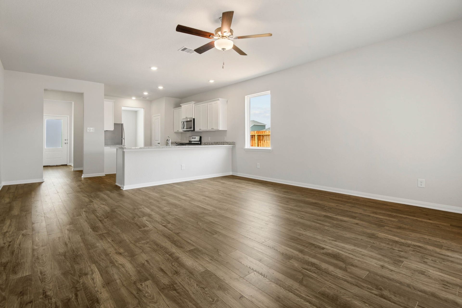 708 Jasmine Ridge Lane, Waller, TX 77484