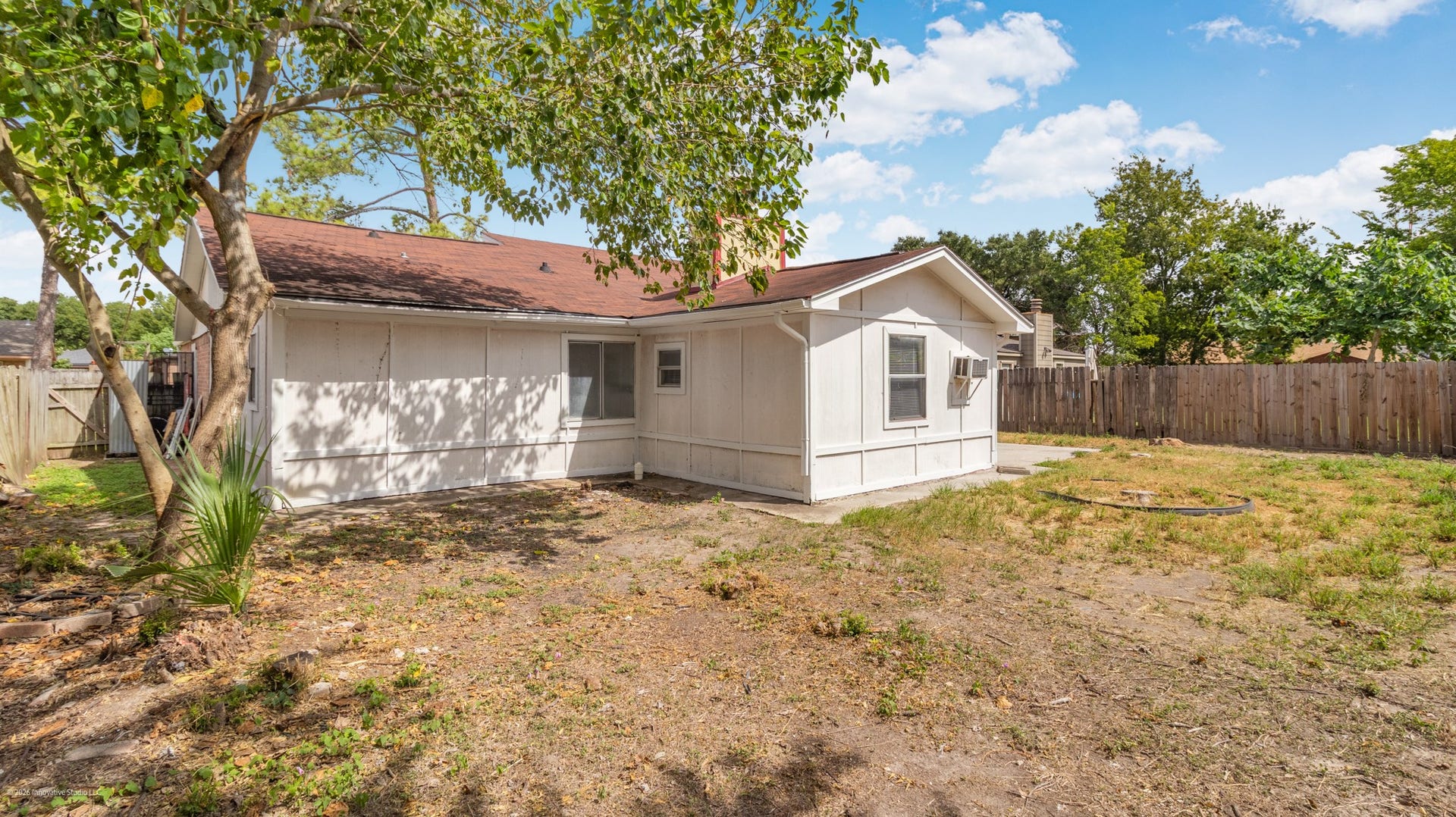 Large Fully Fenced Backyard