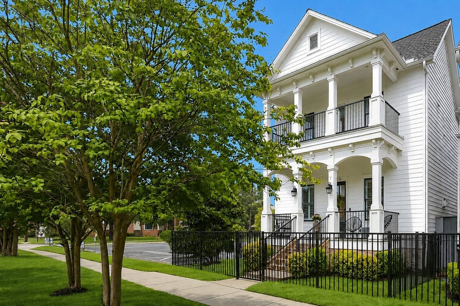 Property photo for 310 W 18th Street, Houston, TX