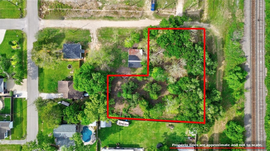 Property photo for 0 AVENUE G, Danbury, TX