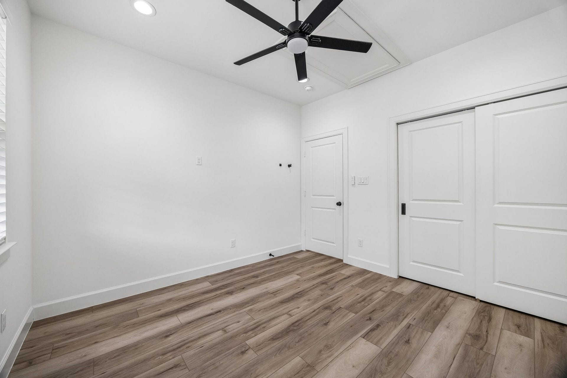 542 Granberry Street, Houston, TX 77007 542 Granberry Street, Houston, TX 77007