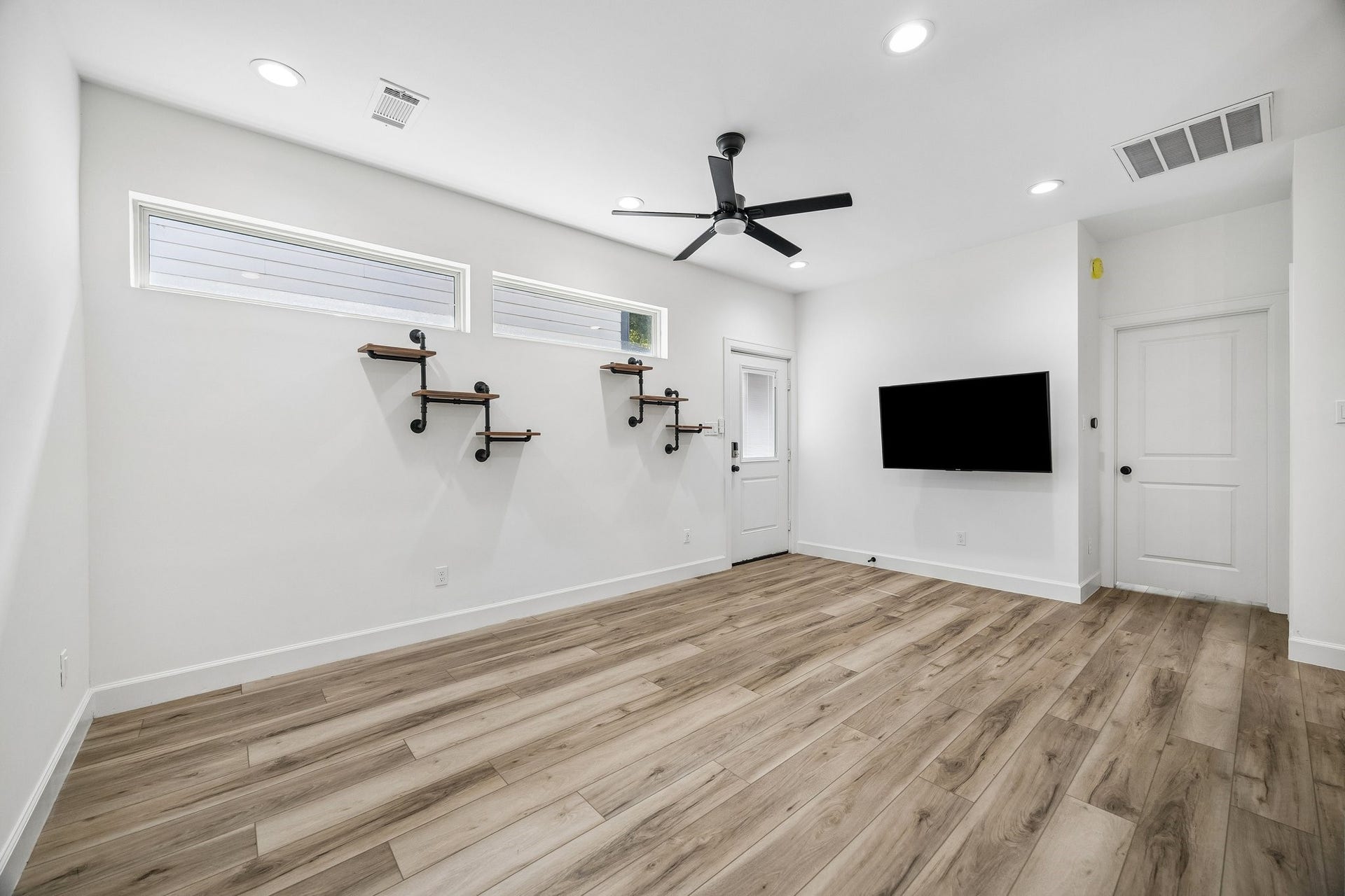 542 Granberry Street, Houston, TX 77007 542 Granberry Street, Houston, TX 77007