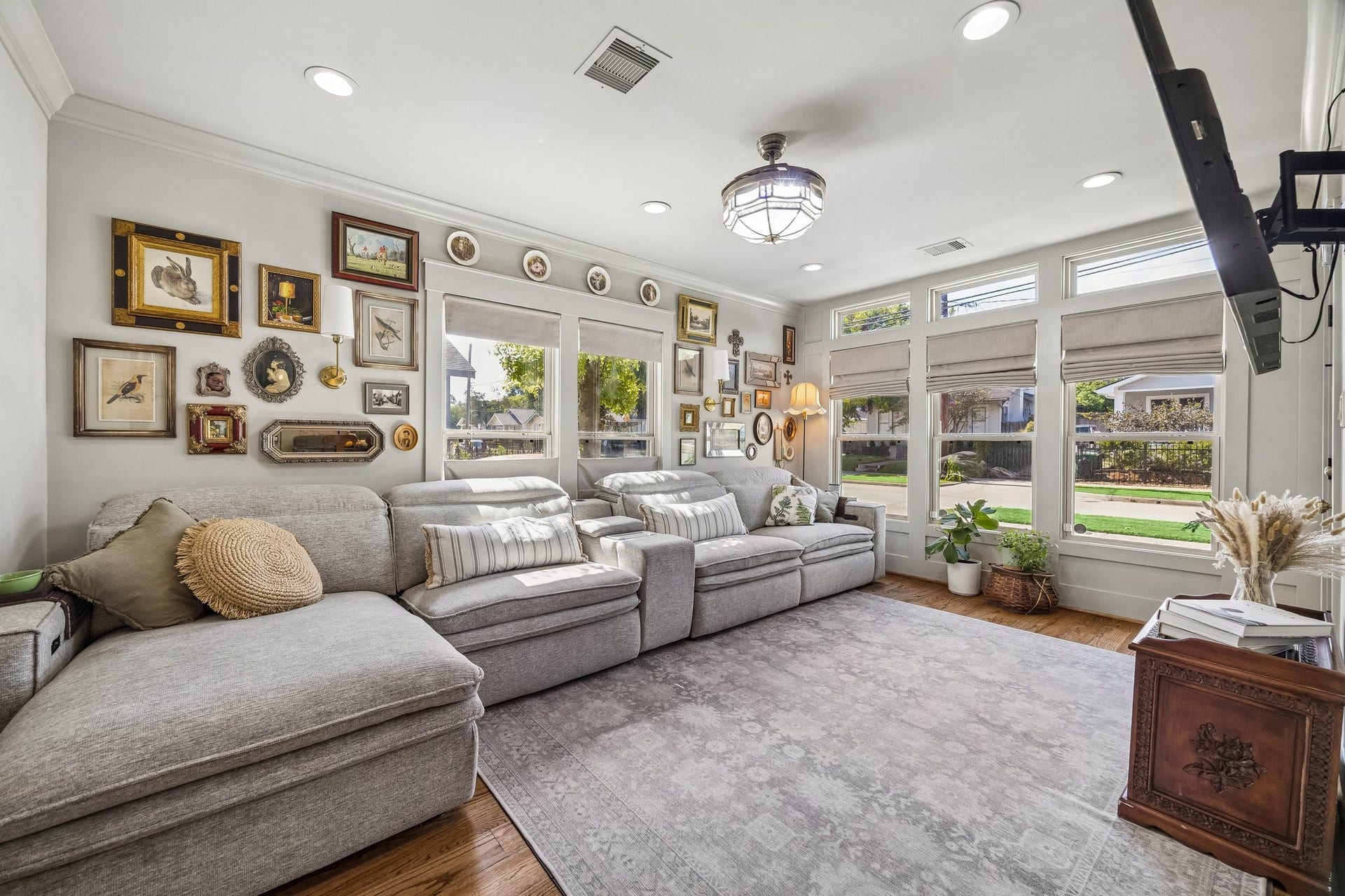542 Granberry Street, Houston, TX 77007 542 Granberry Street, Houston, TX 77007