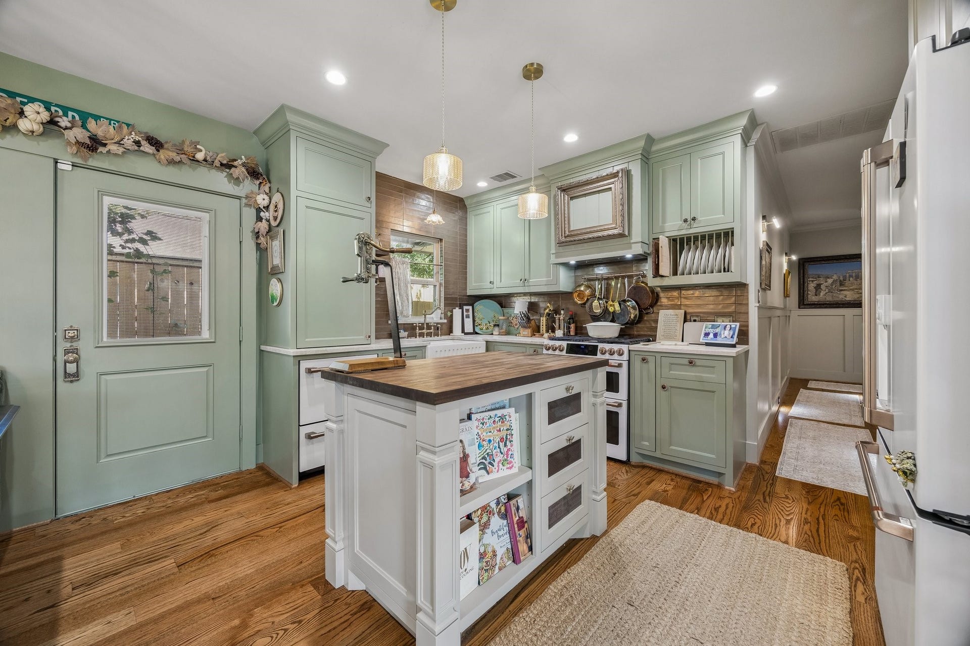 542 Granberry Street, Houston, TX 77007 542 Granberry Street, Houston, TX 77007