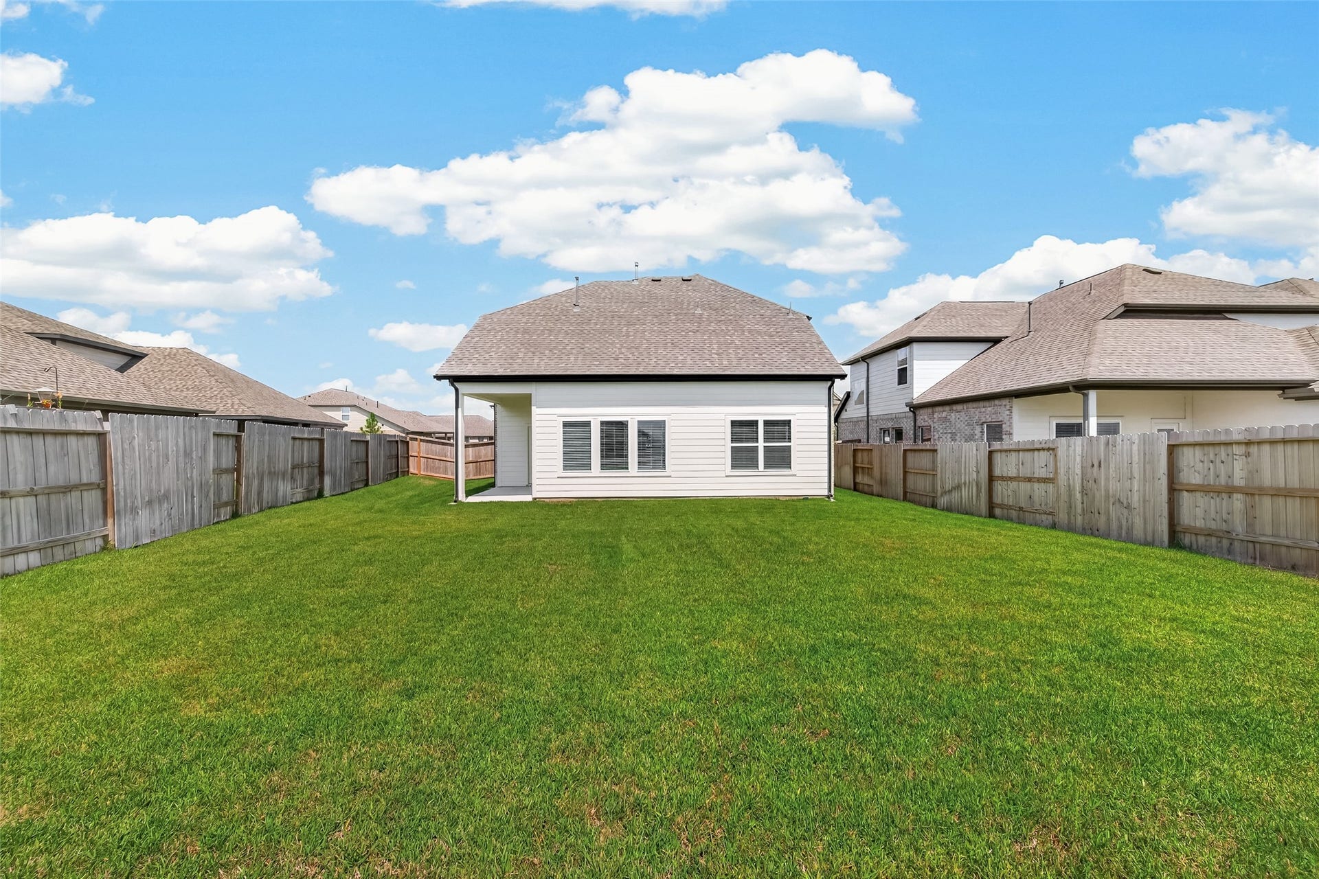 5007 Dunstable Manor Lane, Fresno, TX 77583 5007 Dunstable Manor Lane, Fresno, TX 77583