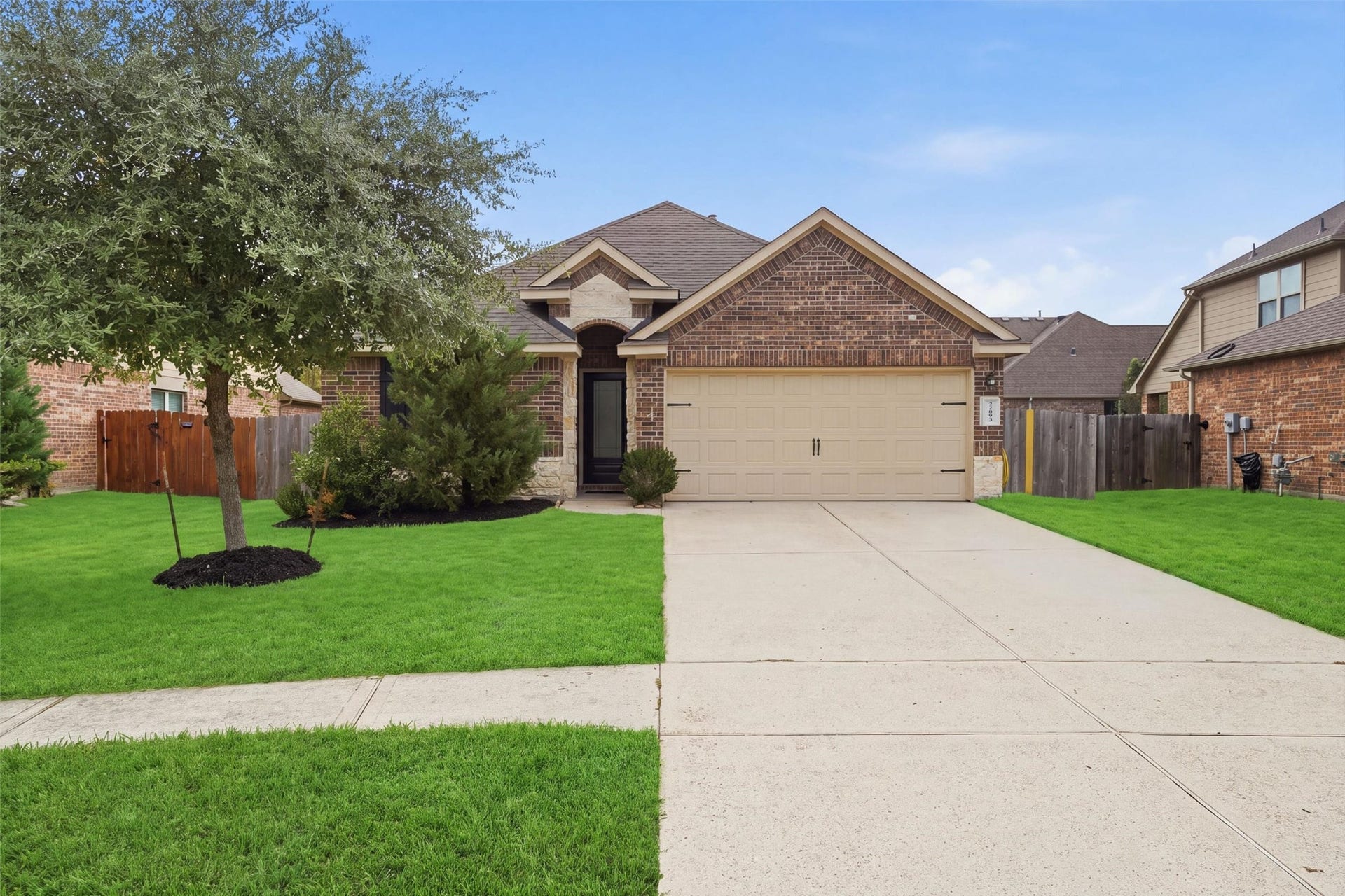 22093 Sun Haven Lane, Porter, TX 77365 Charming one story 4 bedroom, 2 bath home.