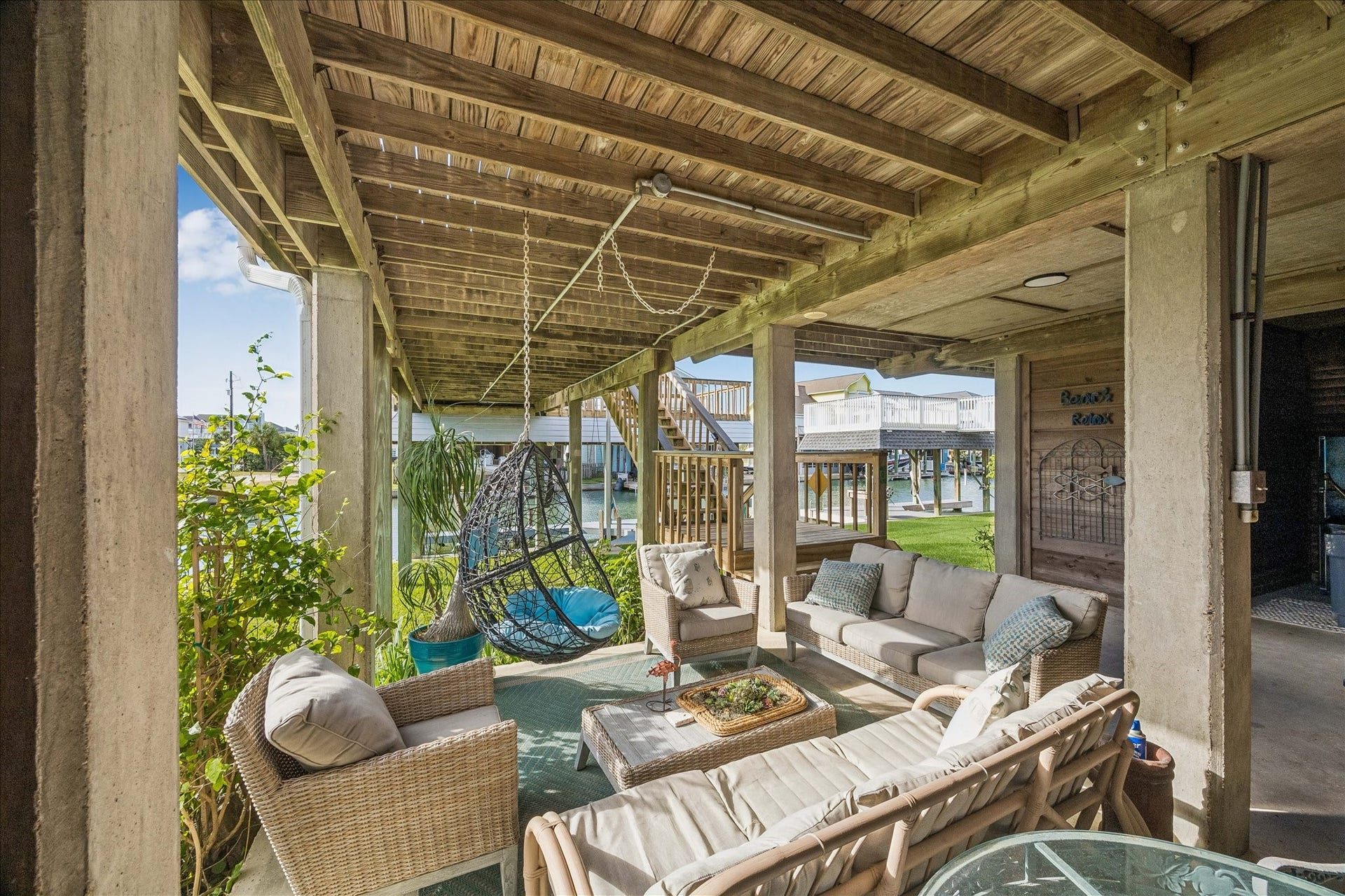 1007 Tiki, Tiki Island, TX 77554 1007 Tiki, Tiki Island, TX 77554