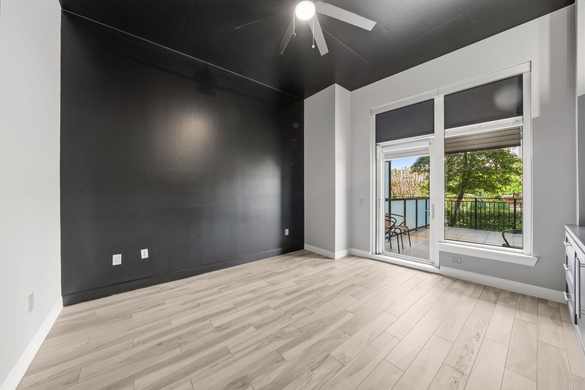3 Waterway Court, #1B, The Woodlands, TX 77380 3 Waterway Court #1B, The Woodlands, Texas, 77380