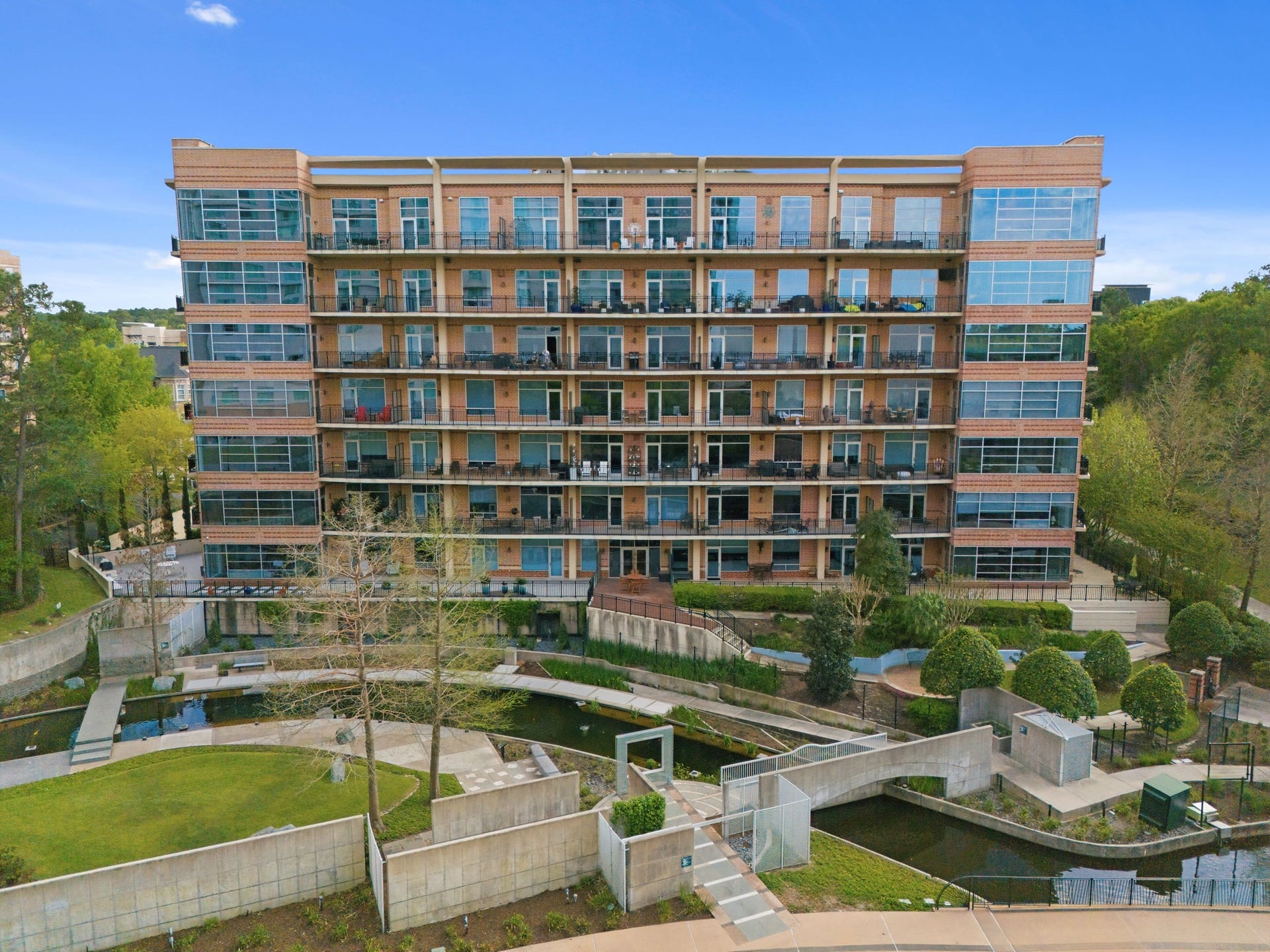 3 Waterway Court, #1B, The Woodlands, TX 77380 3 Waterway Court #1B, The Woodlands, Texas, 77380