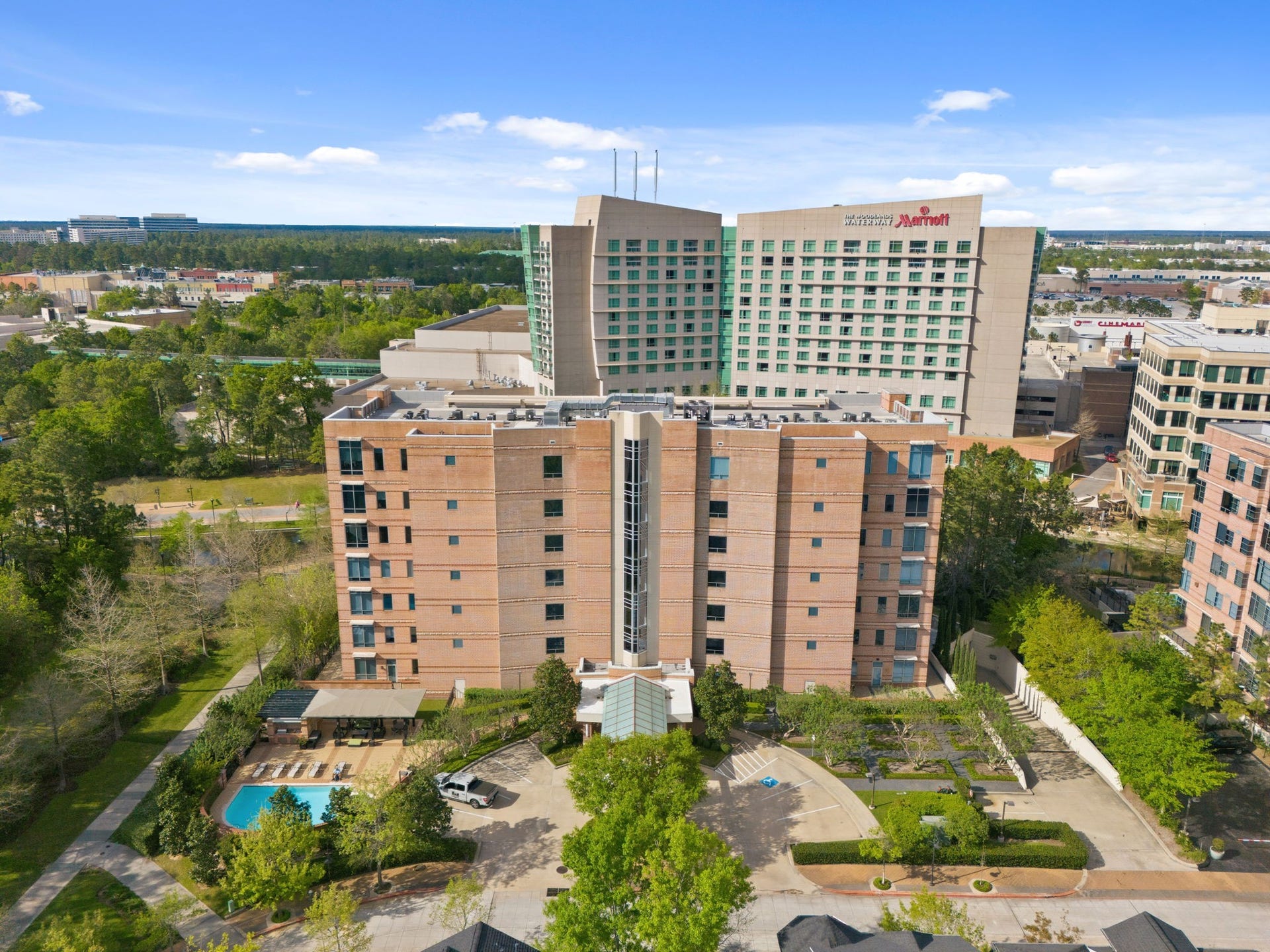 3 Waterway Court, #1B, The Woodlands, TX 77380 3 Waterway Court #1B, The Woodlands, Texas, 77380