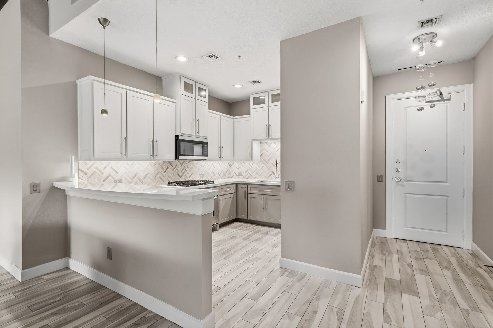3 Waterway Court, #1B, The Woodlands, TX 77380 3 Waterway Court #1B, The Woodlands, Texas, 77380