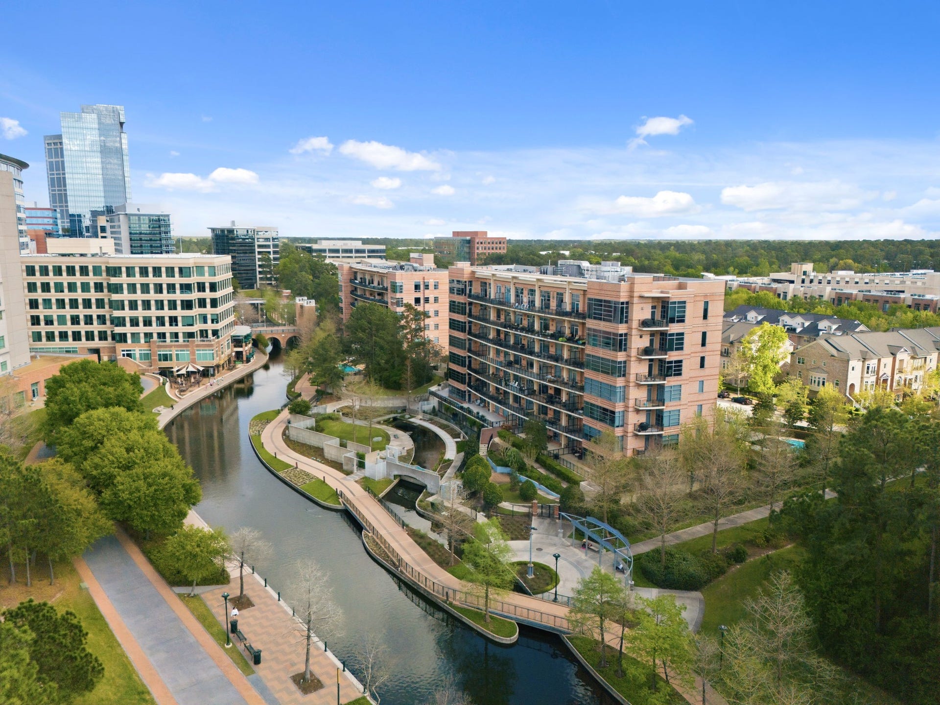 3 Waterway Court, #1B, The Woodlands, TX 77380 3 Waterway Court #1B, The Woodlands, Texas, 77380