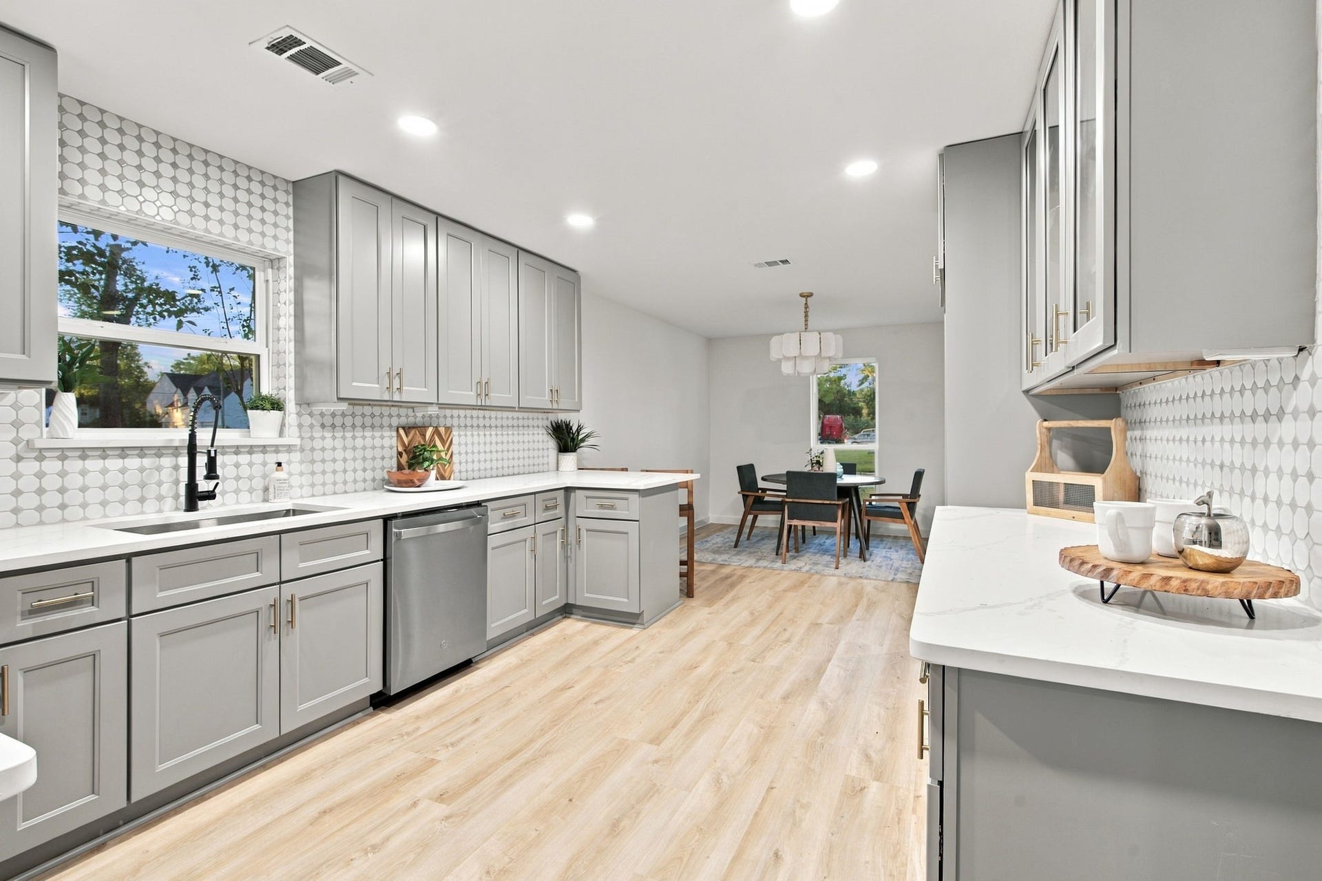 15302 Walters Road, Houston, TX 77068 15302 Walters Road, Houston, TX 77068