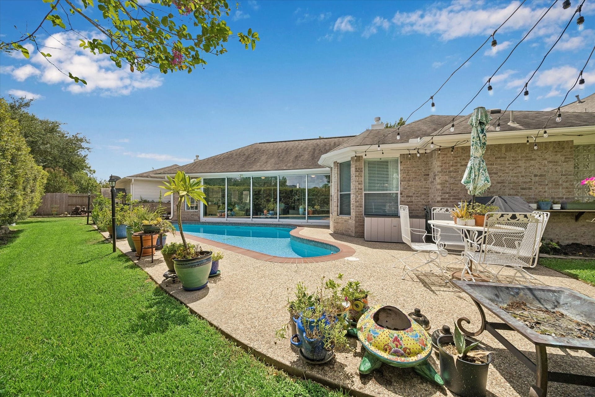 11615 Agate Canyon Lane, Houston, TX 77095 Another view of the pool.