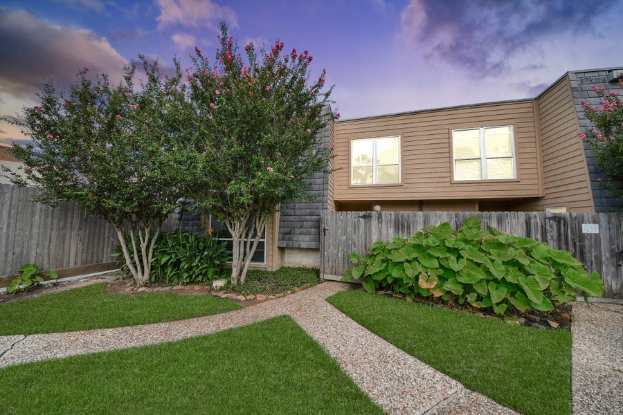 Property photo for 16120 Stuebner Airline Road, #404, Spring, TX