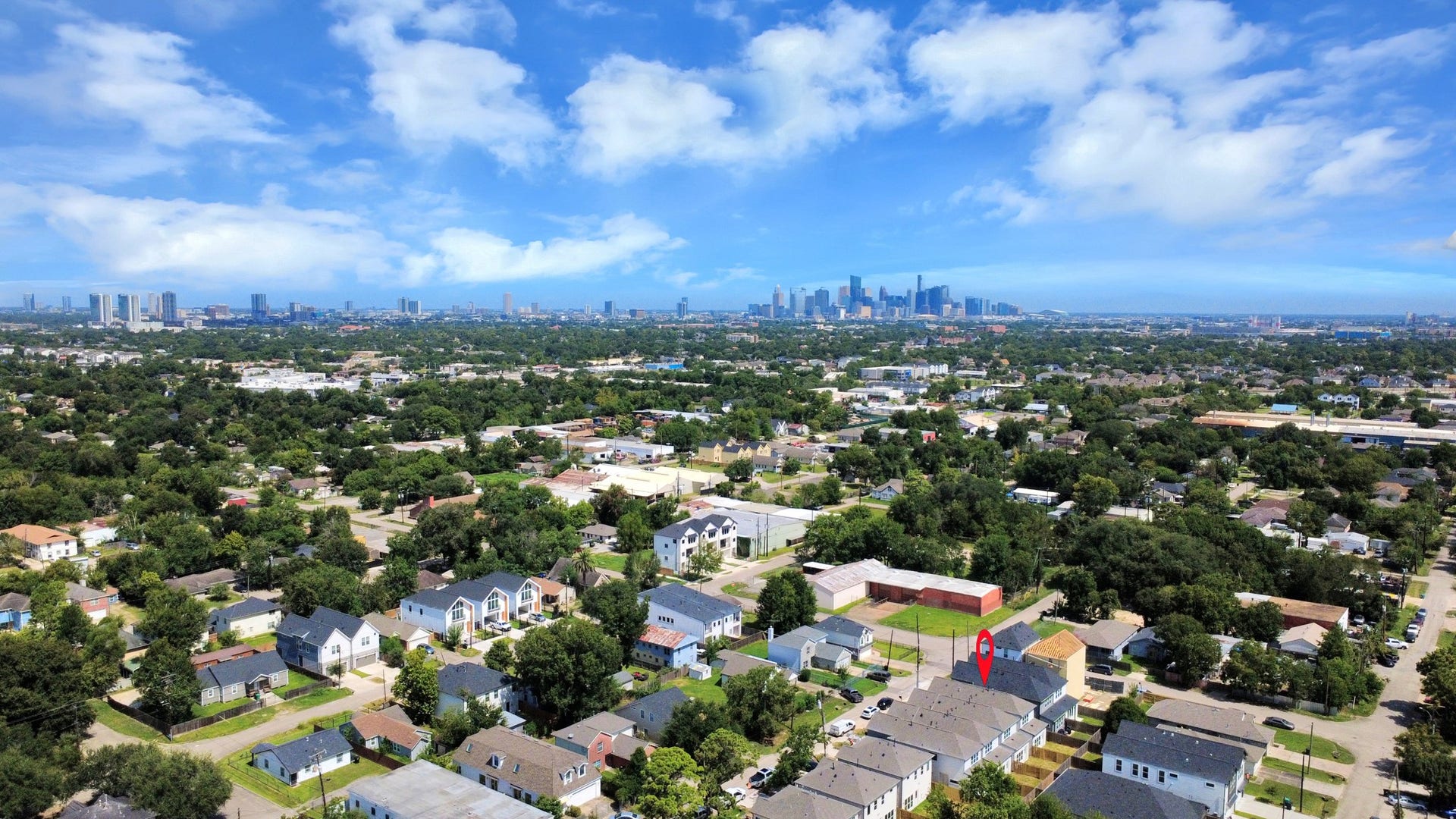 6411 Goforth Street, Houston, TX 77021 Located in Houstons rapidly growing University Area, just minutes from Downtown and the Texas Medical Center.