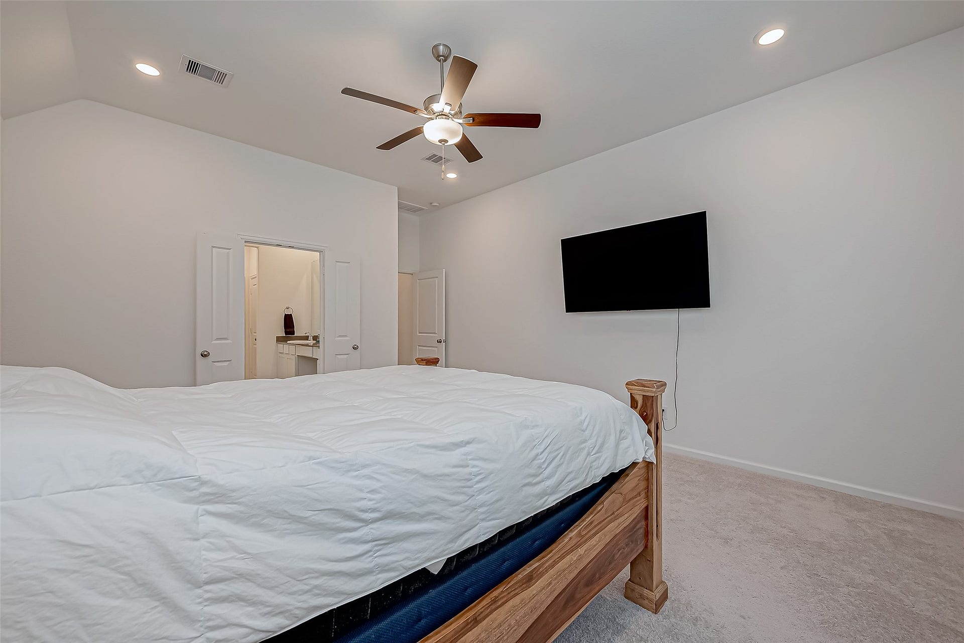 23722 Canolo Grove Lane, New Caney, TX 77357