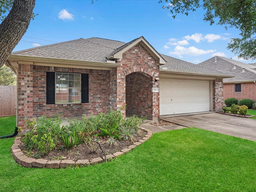 Property photo for 5313 Caprock Drive, Pearland, TX