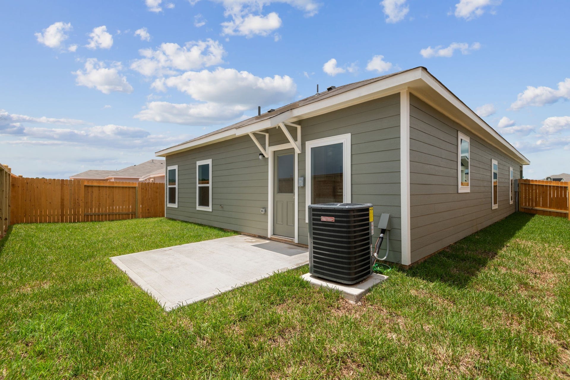 16471 Honeysuckle Hill Drive, Conroe, TX 77303