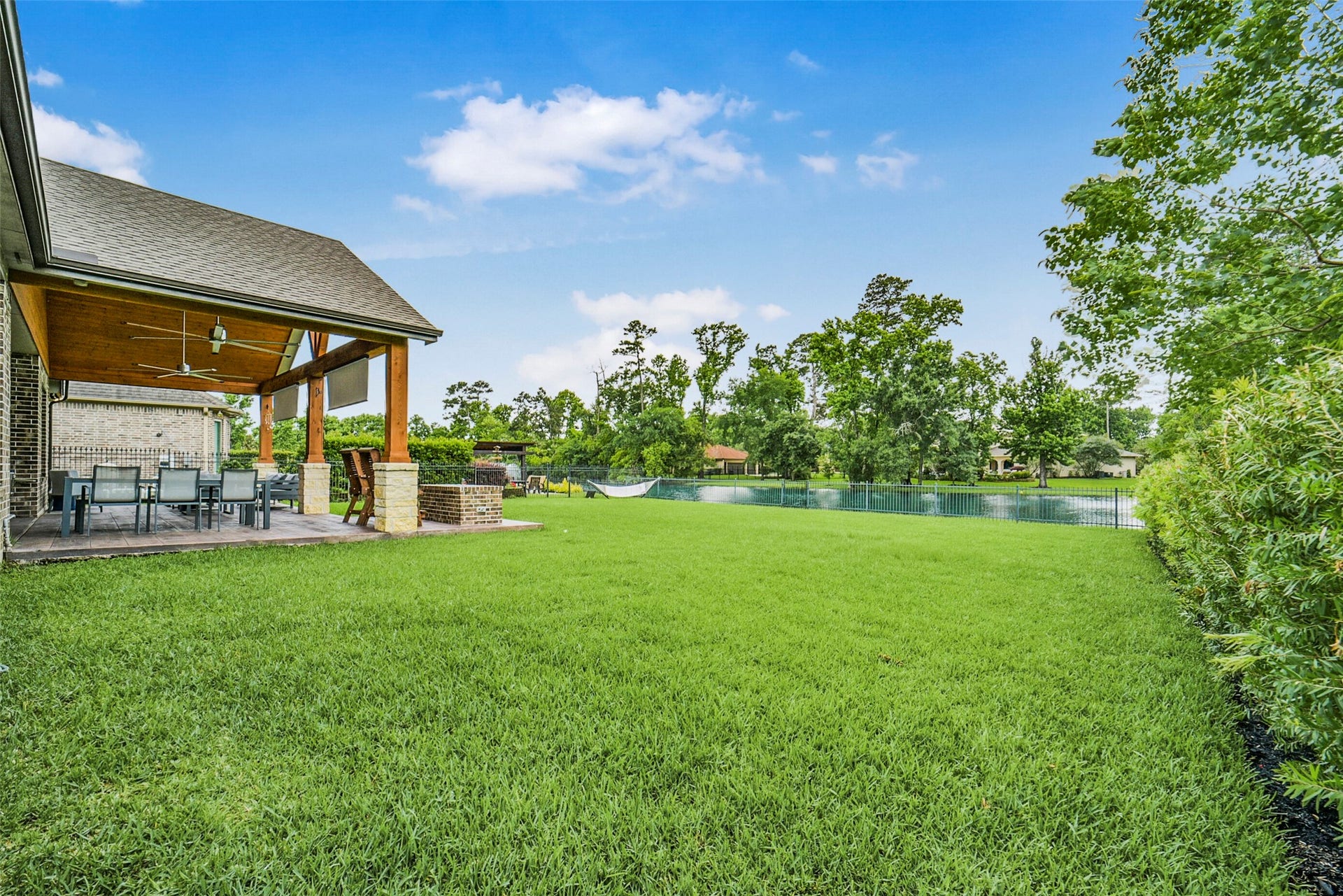 21011 Atascocita Point Drive, Humble, TX 77346 Enjoy nature! Sit outside and listen to the amazing wildlife while enjoying the view.