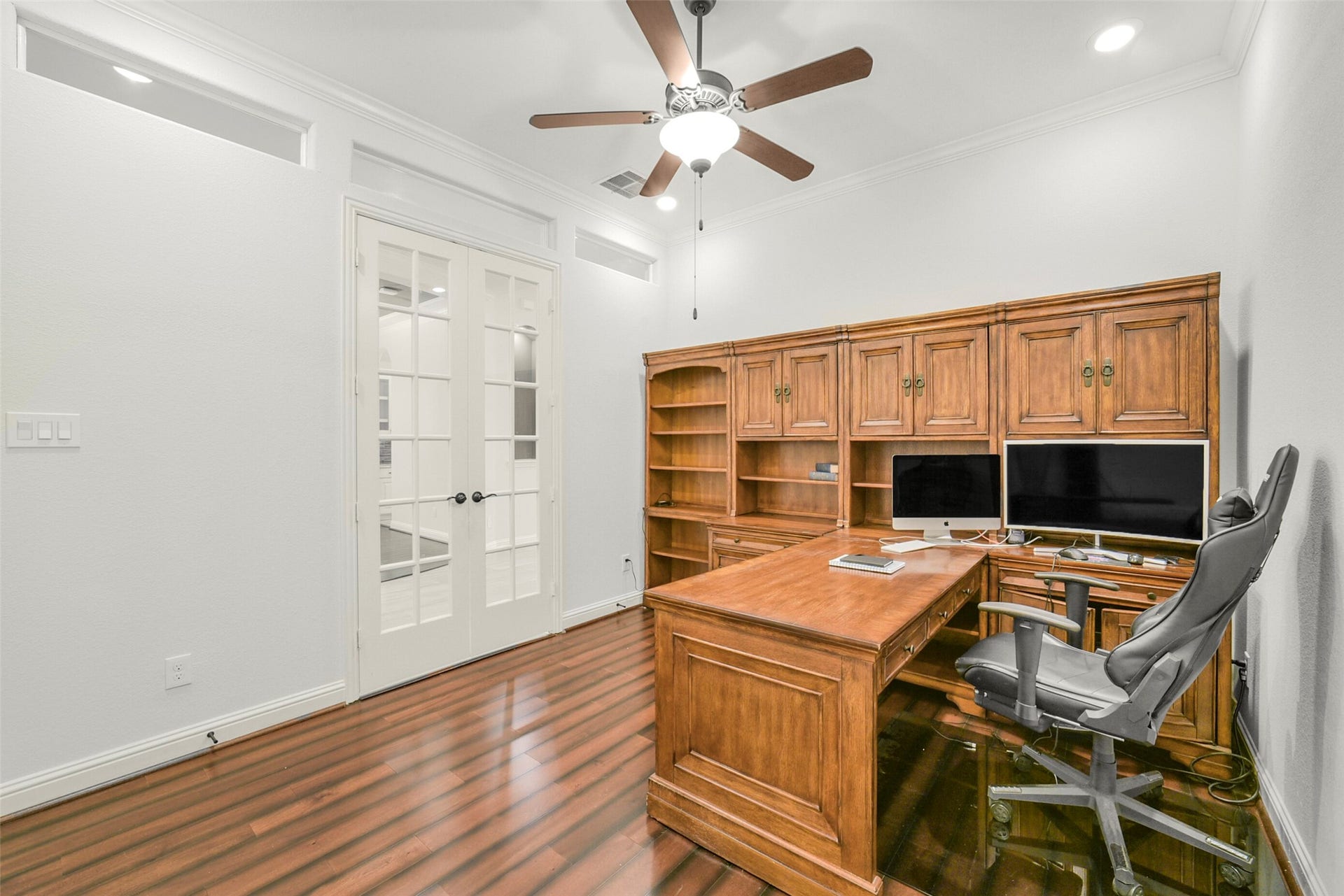 21011 Atascocita Point Drive, Humble, TX 77346 Private study with French doors