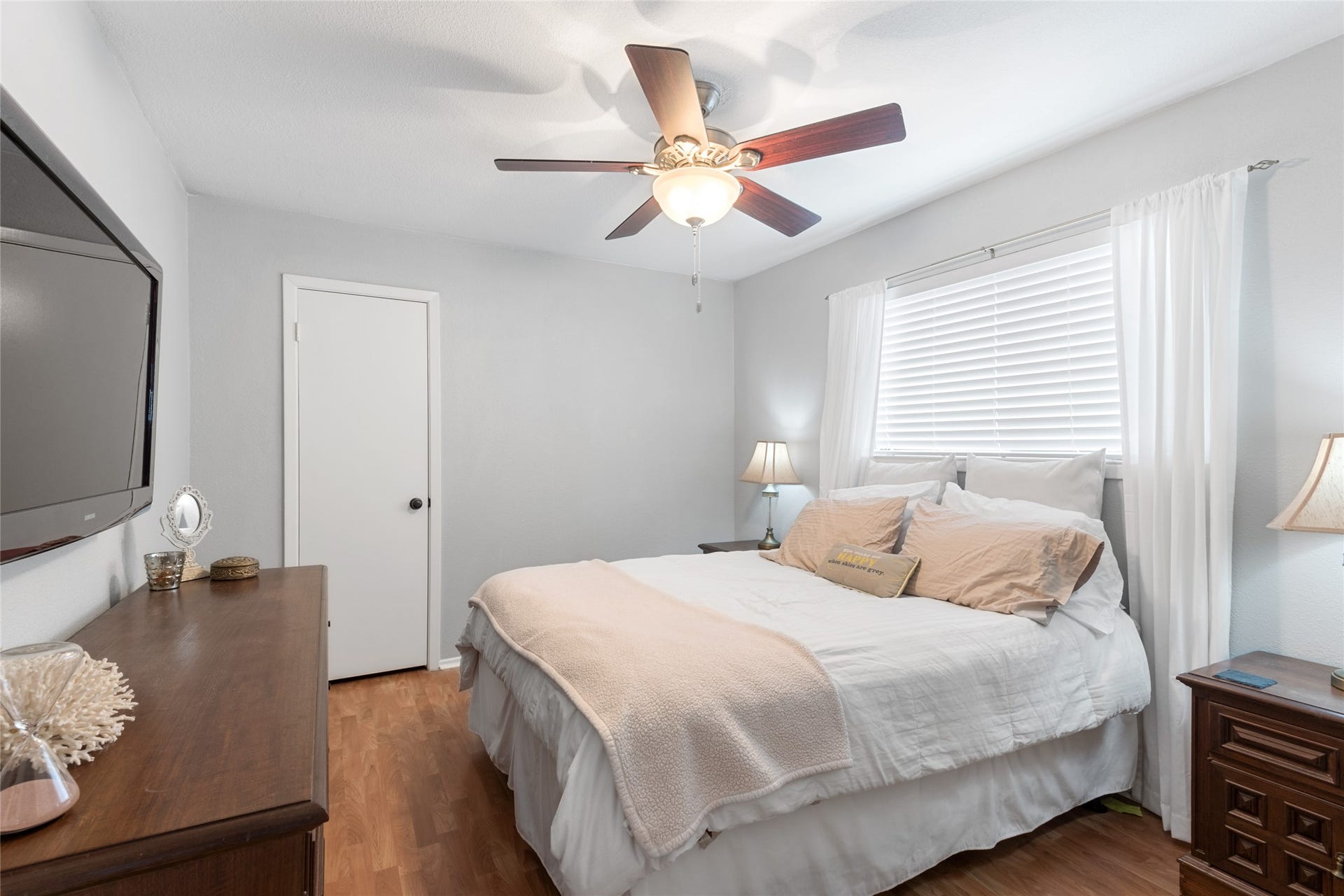 105 Sweetgum Street, League City, TX 77573 105 Sweetgum Street, League City, TX 77573