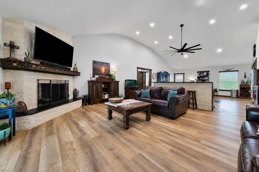 Property photo for 30906 Walnut Creek Road, Magnolia, TX