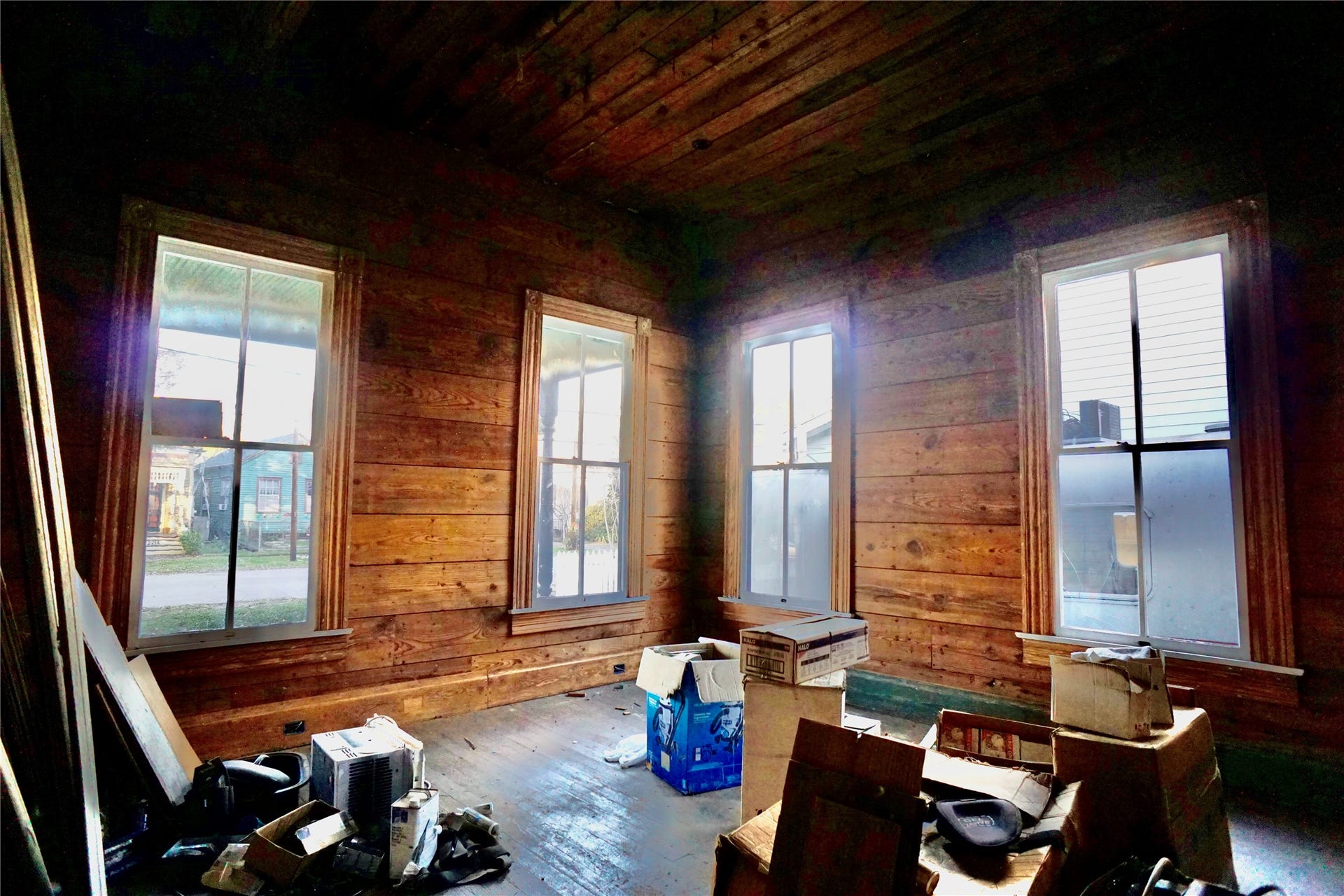2215 Kane Street, Houston, TX 77007 2215 Kane Street, Houston, TX 77007