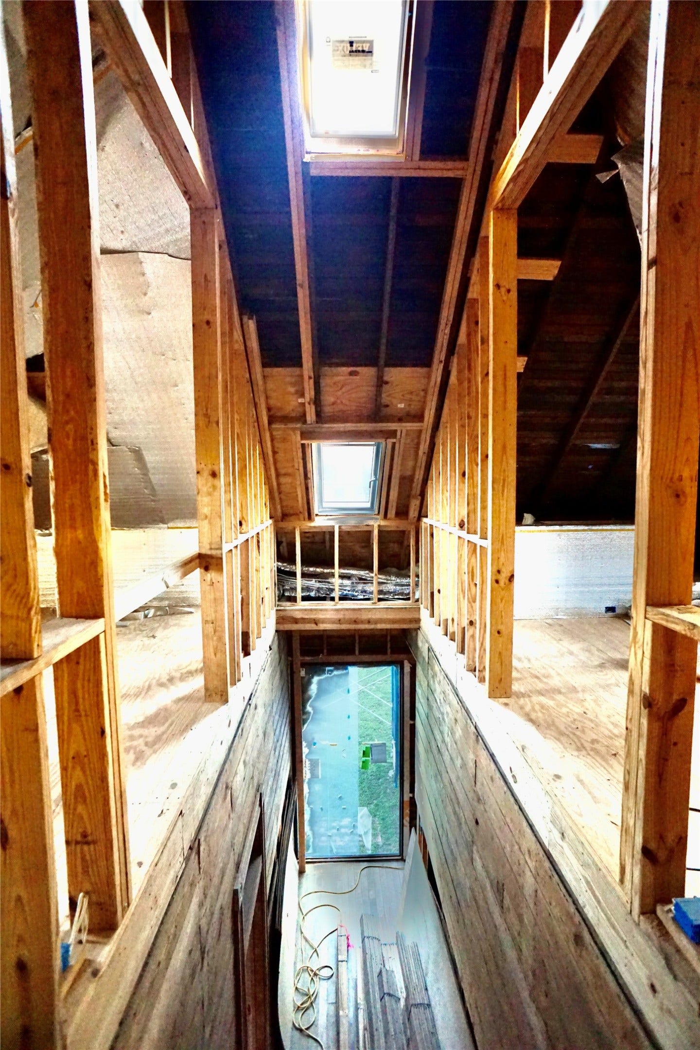 2215 Kane Street, Houston, TX 77007 2215 Kane Street, Houston, TX 77007