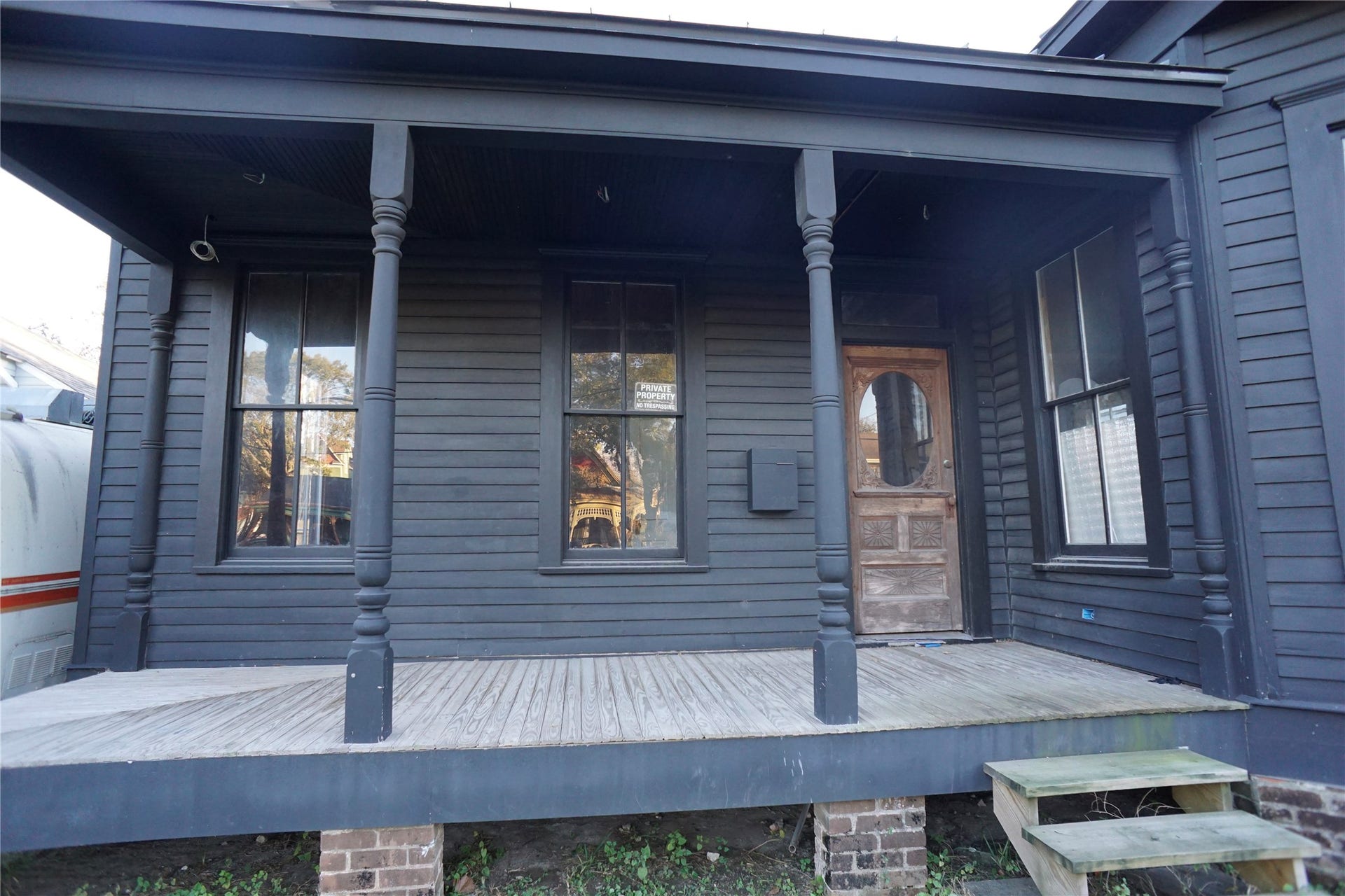 2215 Kane Street, Houston, TX 77007 2215 Kane Street, Houston, TX 77007