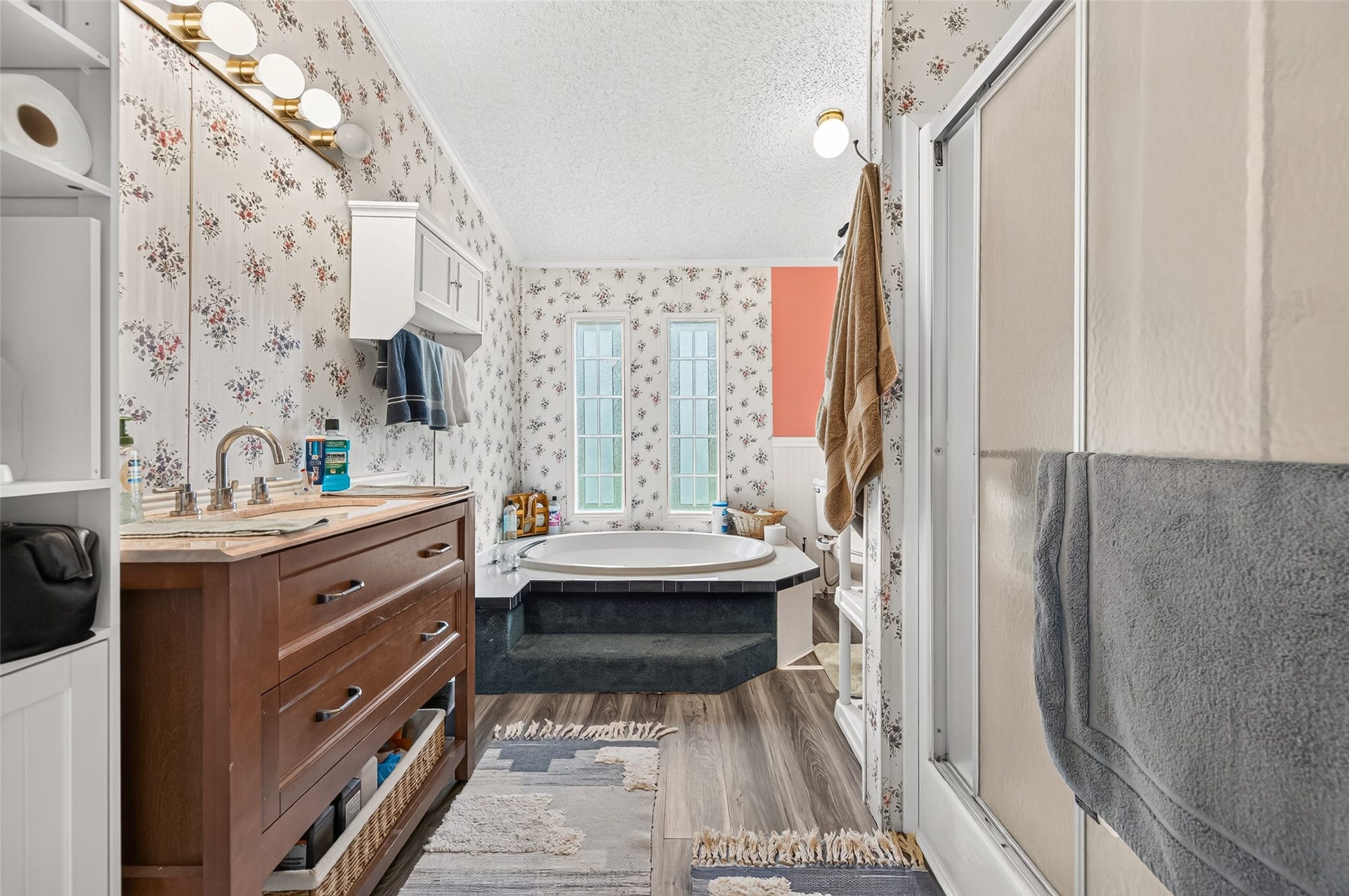 189 Hall Drive S, Montgomery, TX 77316 Bathroom #2