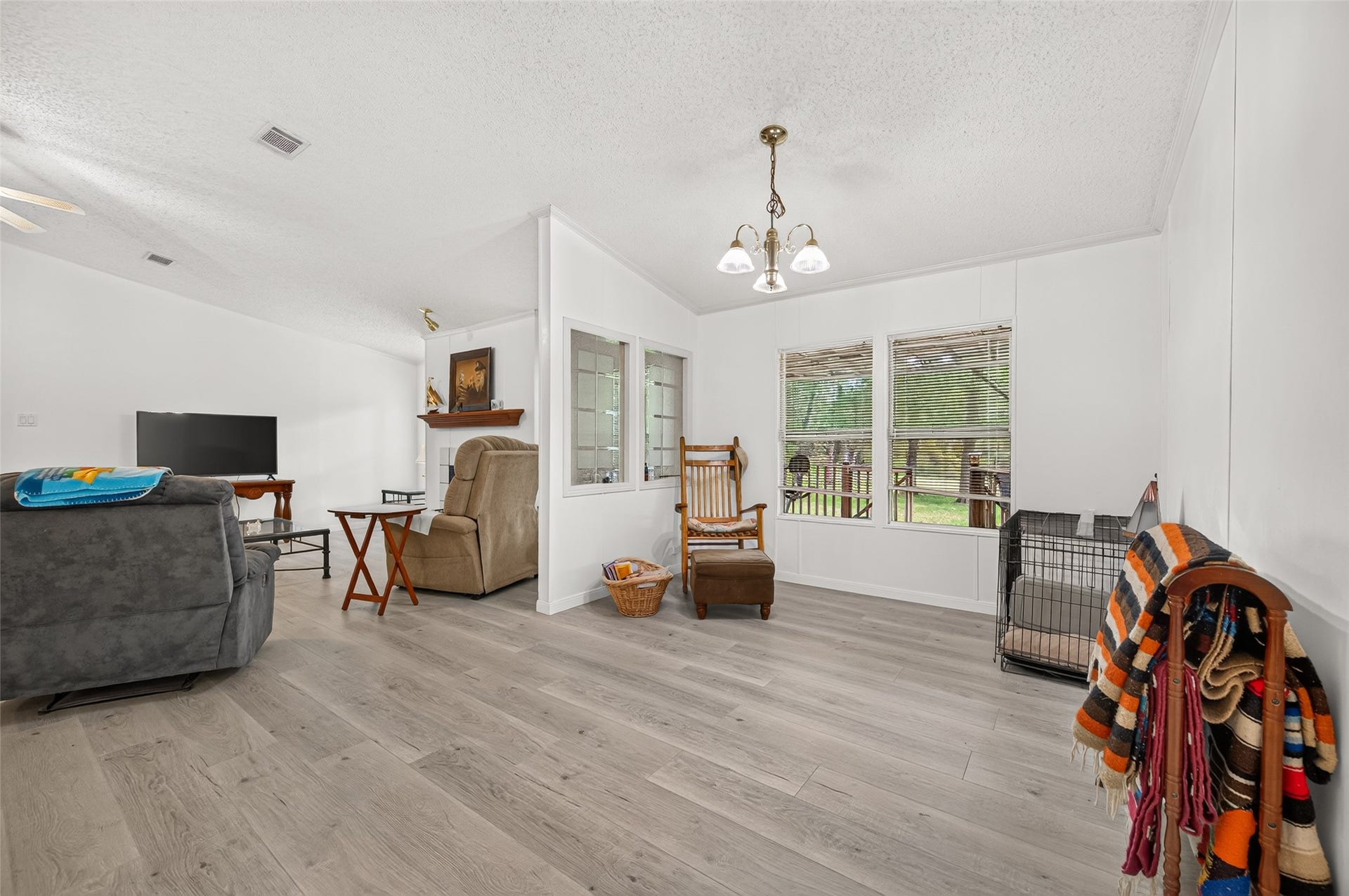 189 Hall Drive S, Montgomery, TX 77316 189 Hall Drive S, Montgomery, TX 77316
