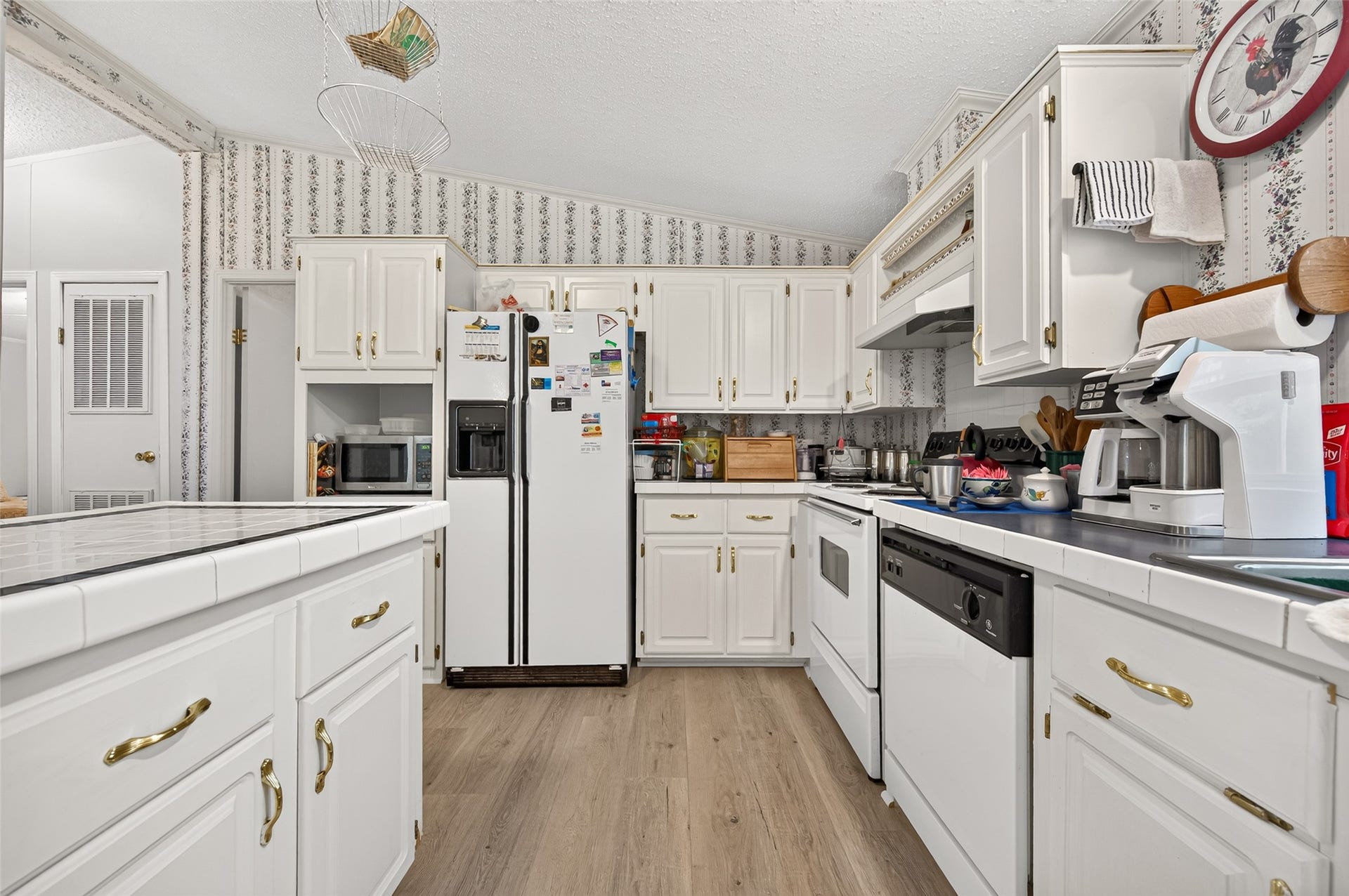 189 Hall Drive S, Montgomery, TX 77316 189 Hall Drive S, Montgomery, TX 77316