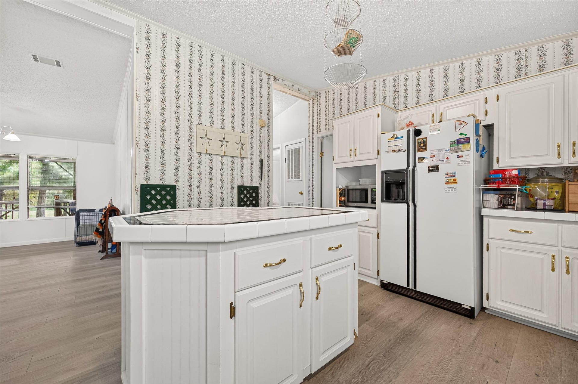 189 Hall Drive S, Montgomery, TX 77316 189 Hall Drive S, Montgomery, TX 77316