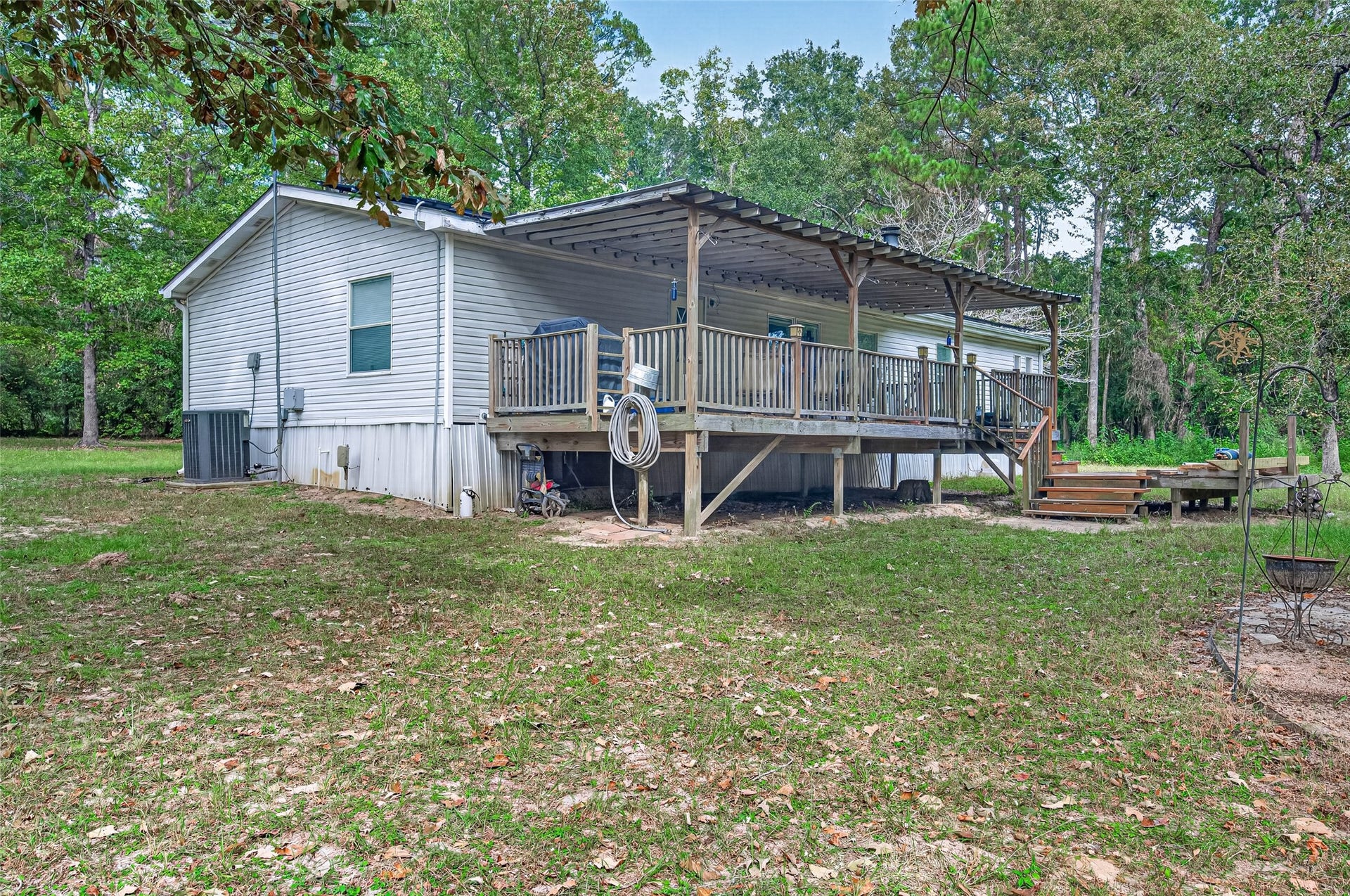 189 Hall Drive S, Montgomery, TX 77316 189 Hall Drive S, Montgomery, TX 77316