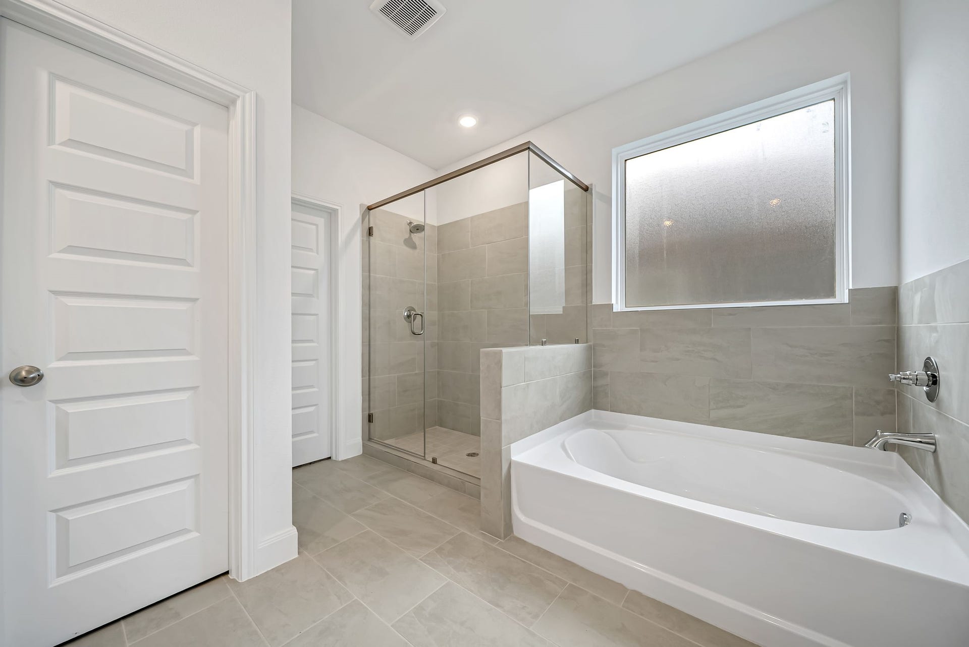 20638 Dynamic Court, Humble, TX 77338 Ensuite Bath