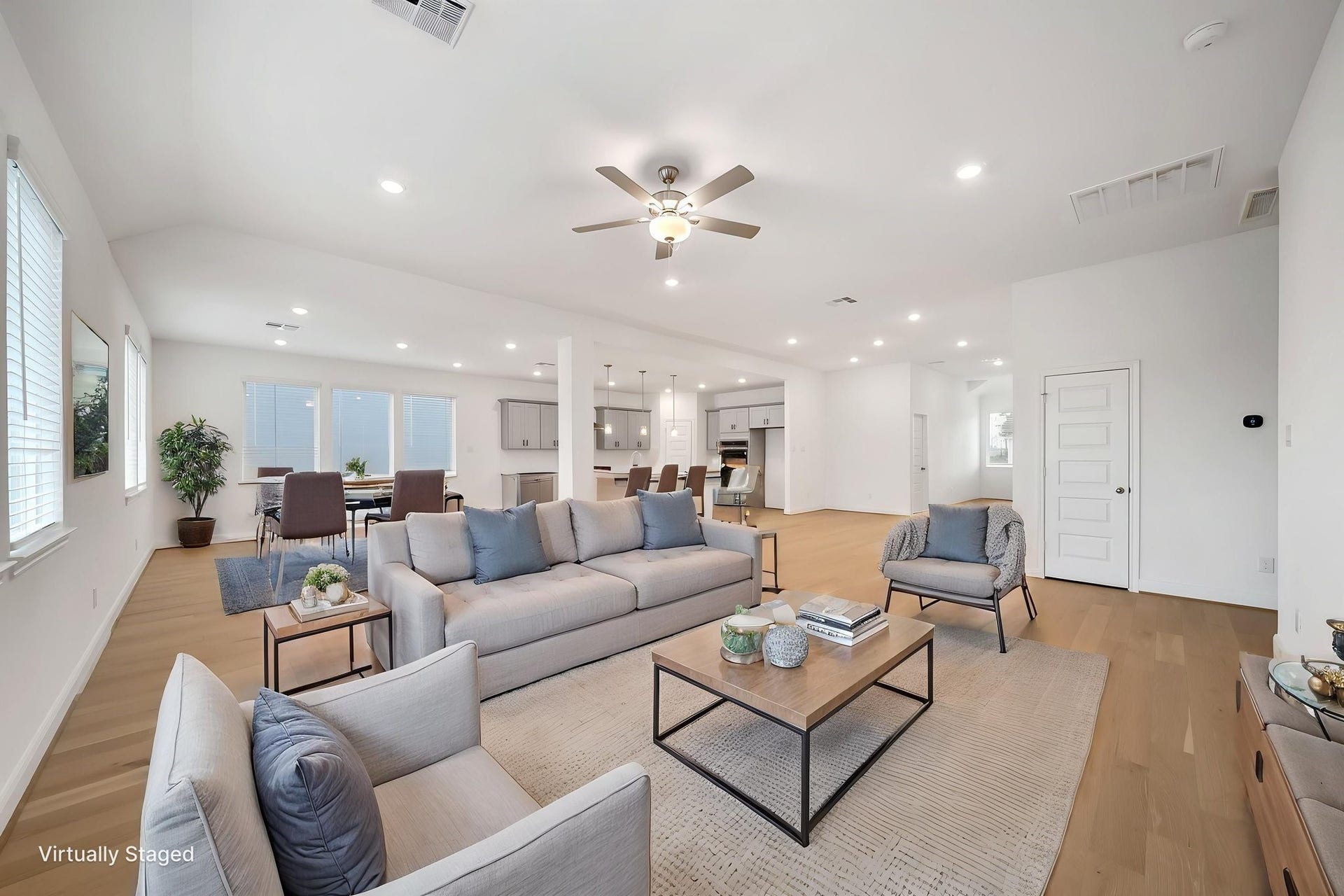 20638 Dynamic Court, Humble, TX 77338 Open concept living at its finest!!!