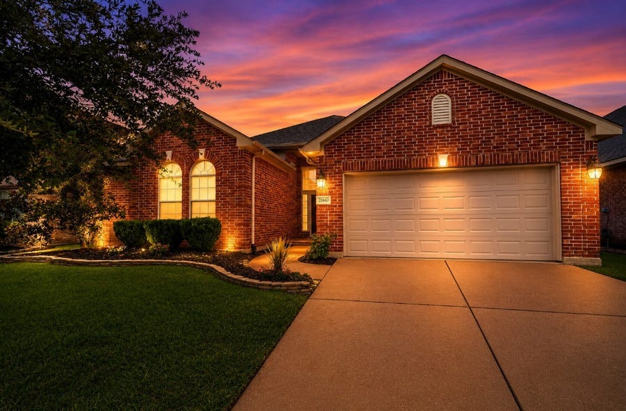 Property photo for 21610 Avalon Queen Drive, Spring, TX