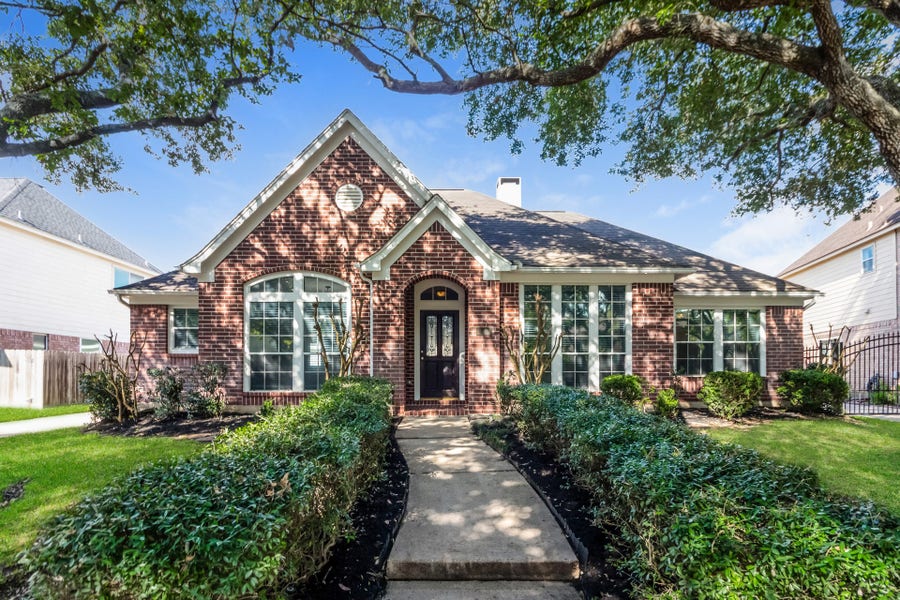 Property photo for 1107 Ellcreek Court, Sugar Land, TX