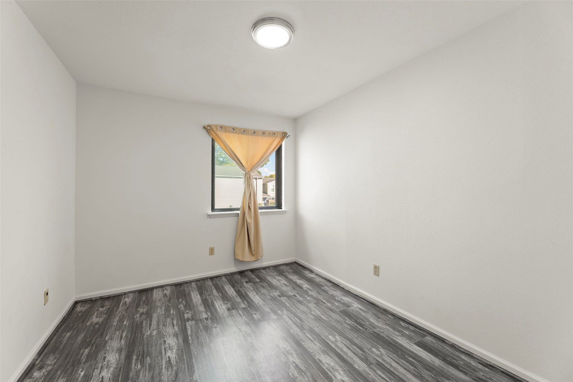 12839 Briarwest Circle, Houston, TX 77077 12839 Briarwest Circle, Houston, TX 77077
