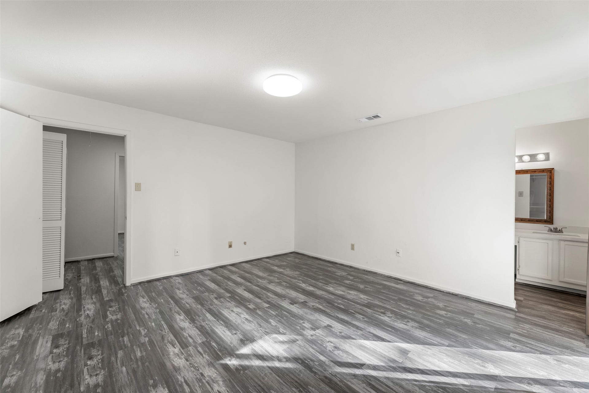 12839 Briarwest Circle, Houston, TX 77077 12839 Briarwest Circle, Houston, TX 77077