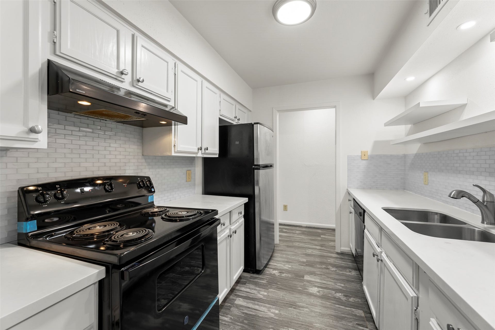12839 Briarwest Circle, Houston, TX 77077 12839 Briarwest Circle, Houston, TX 77077