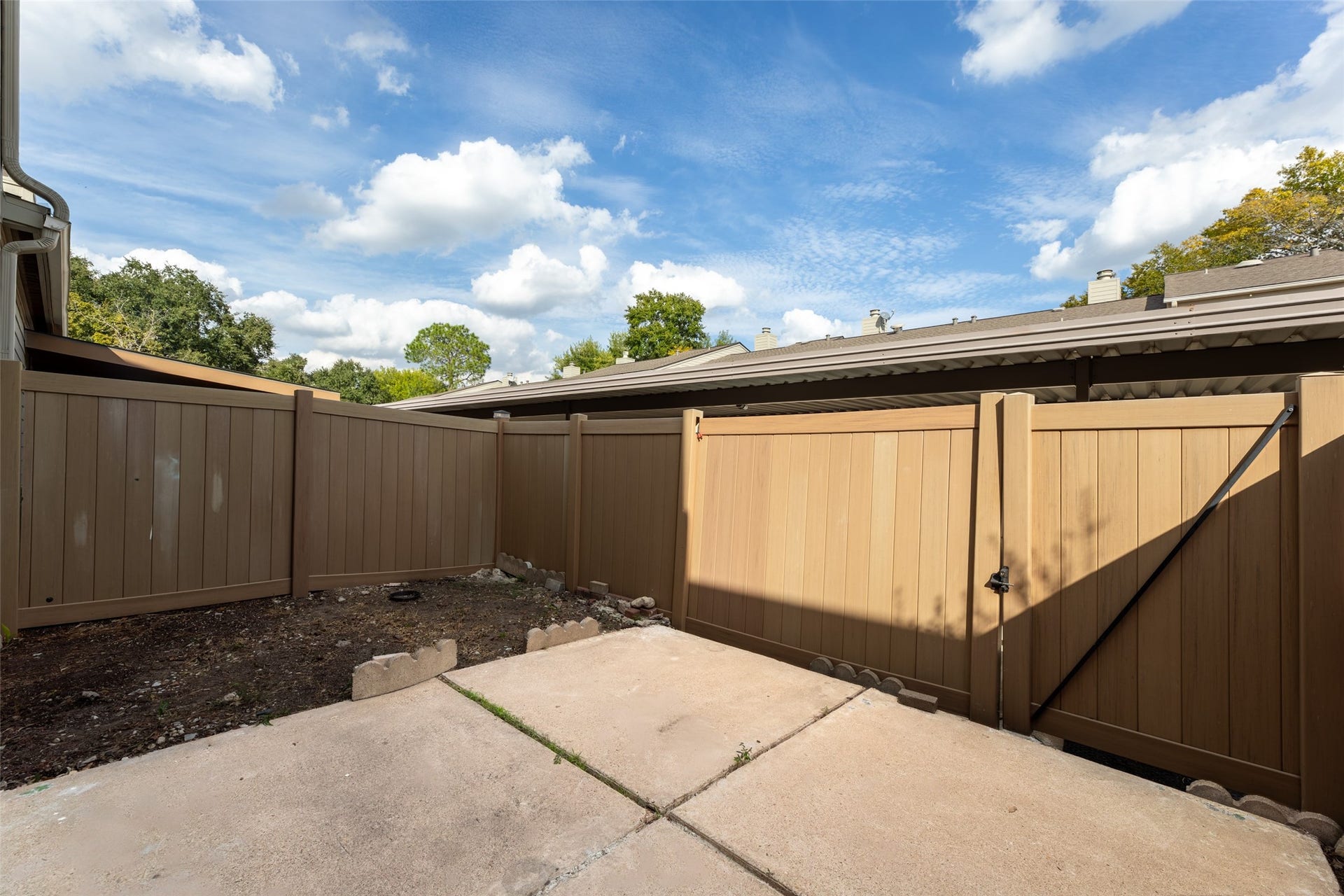 12839 Briarwest Circle, Houston, TX 77077 12839 Briarwest Circle, Houston, TX 77077