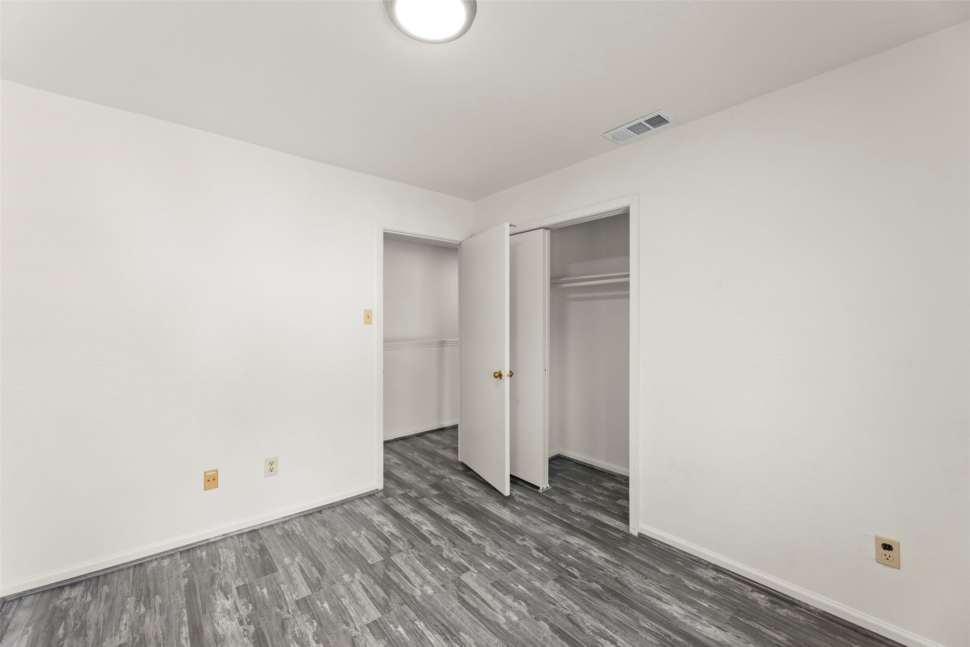 12839 Briarwest Circle, Houston, TX 77077 12839 Briarwest Circle, Houston, TX 77077