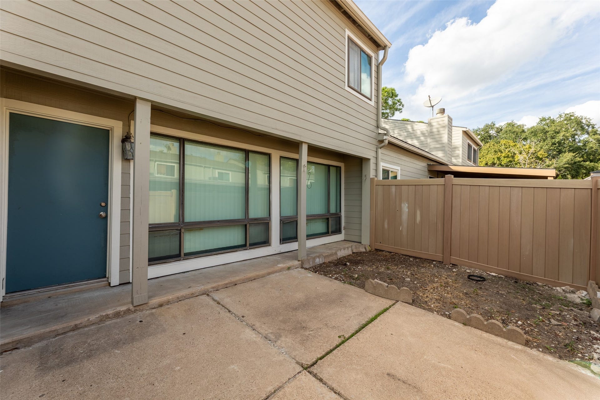 12839 Briarwest Circle, Houston, TX 77077 12839 Briarwest Circle, Houston, TX 77077