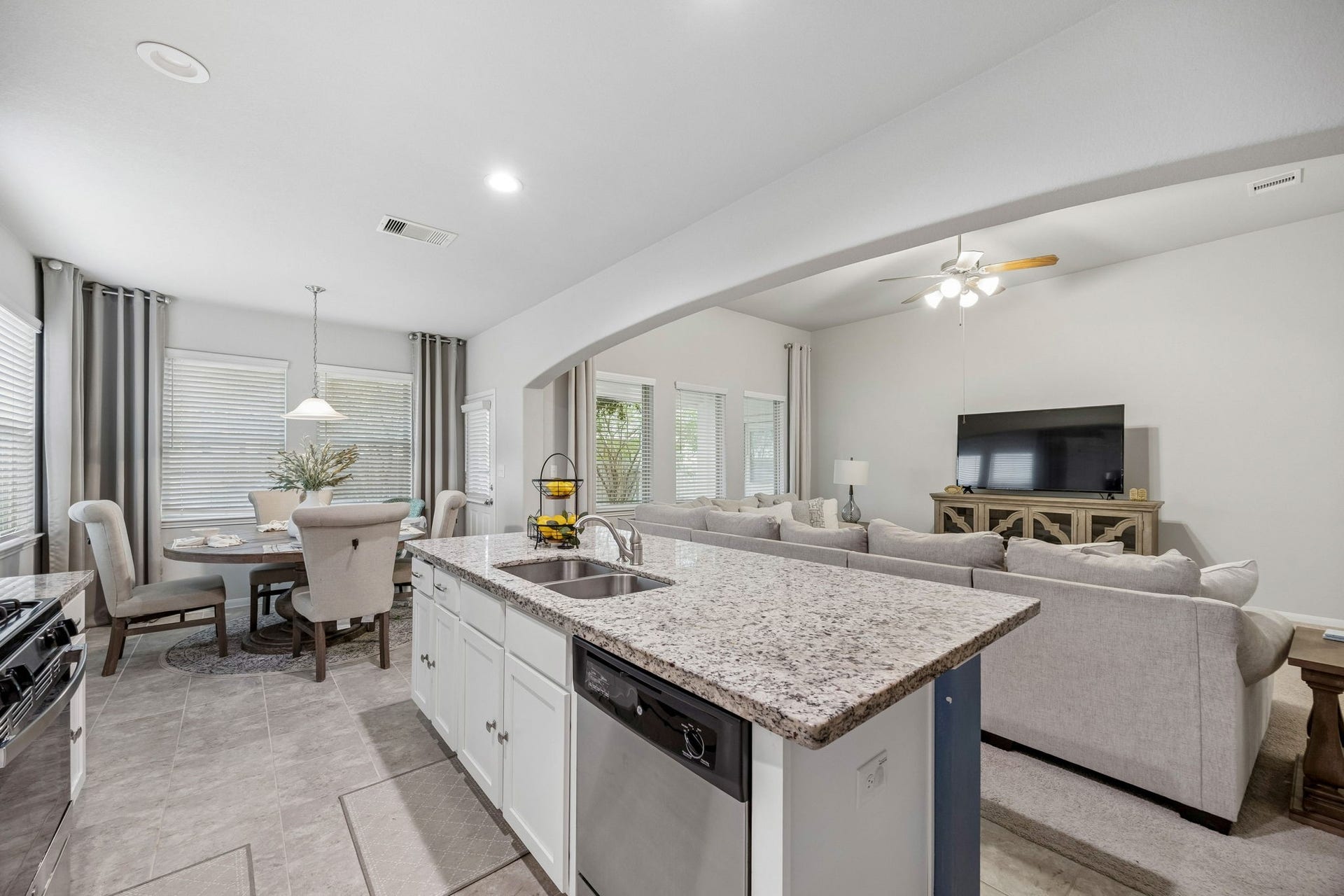 13710 Sloth Bear Court, Crosby, TX 77532 13710 Sloth Bear Court, Crosby, TX 77532